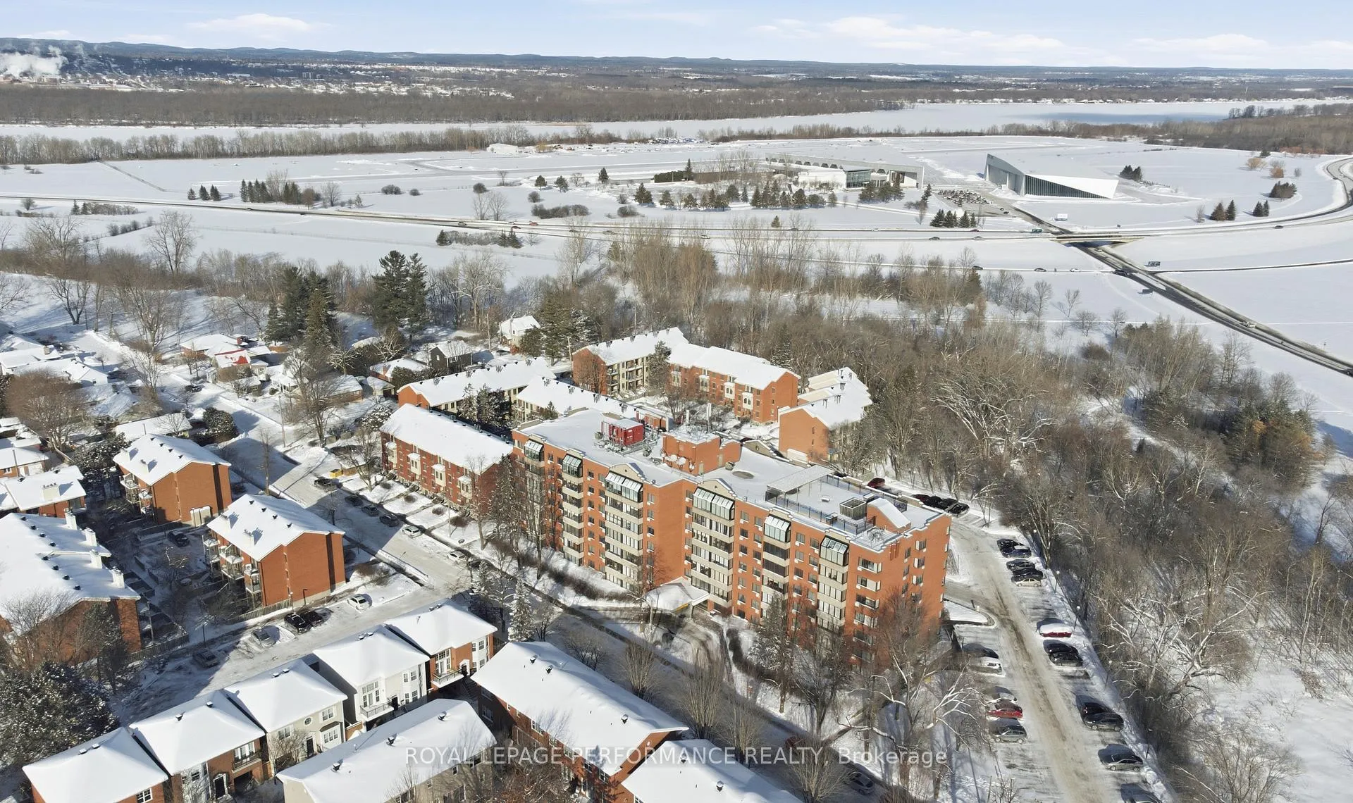 Photo 25 of Unit 412, 225 Alvin Road N, Ottawa, Manor Park — HOMEH