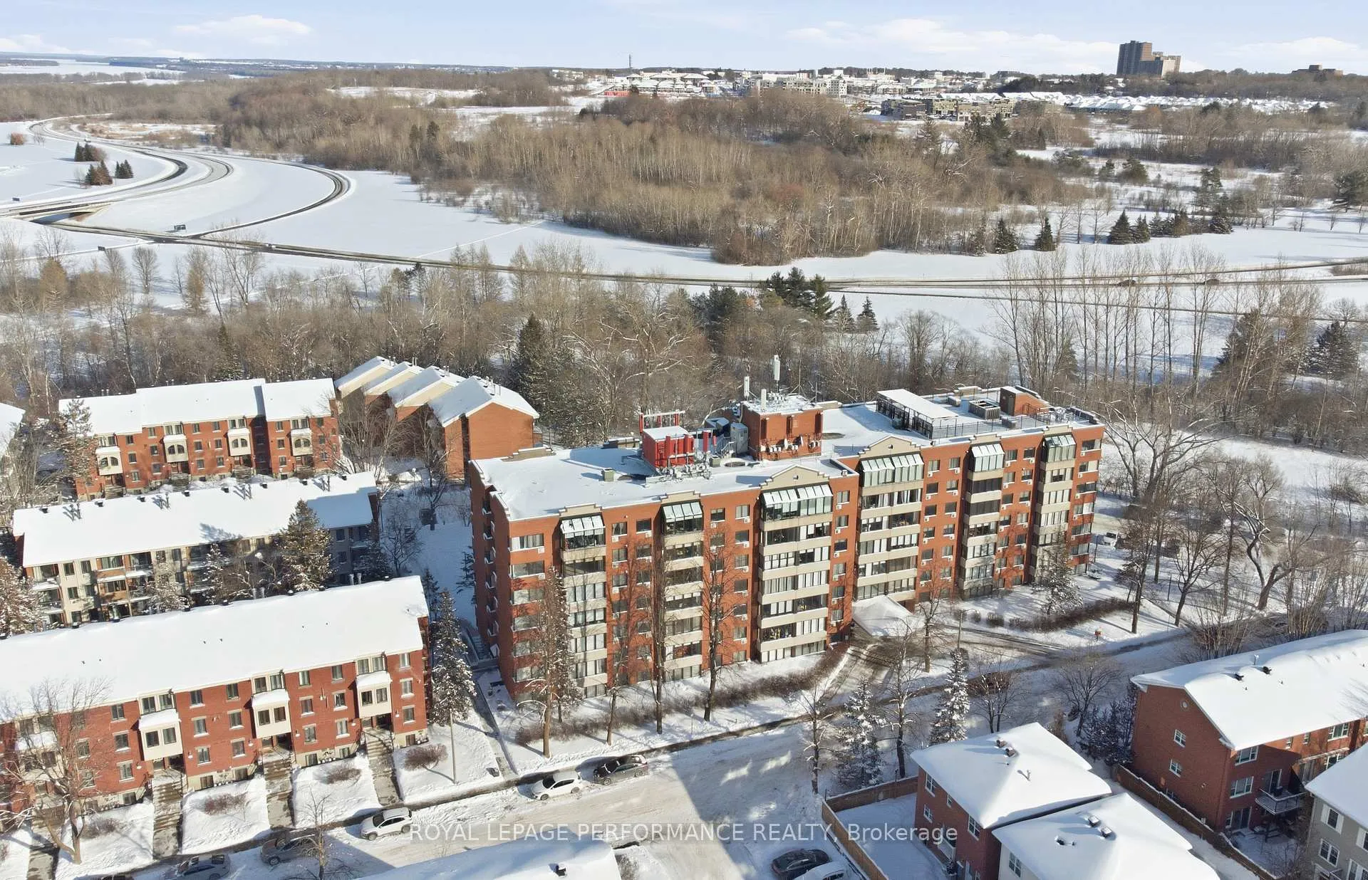 Photo 27 of Unit 412, 225 Alvin Road N, Ottawa, Manor Park — HOMEH