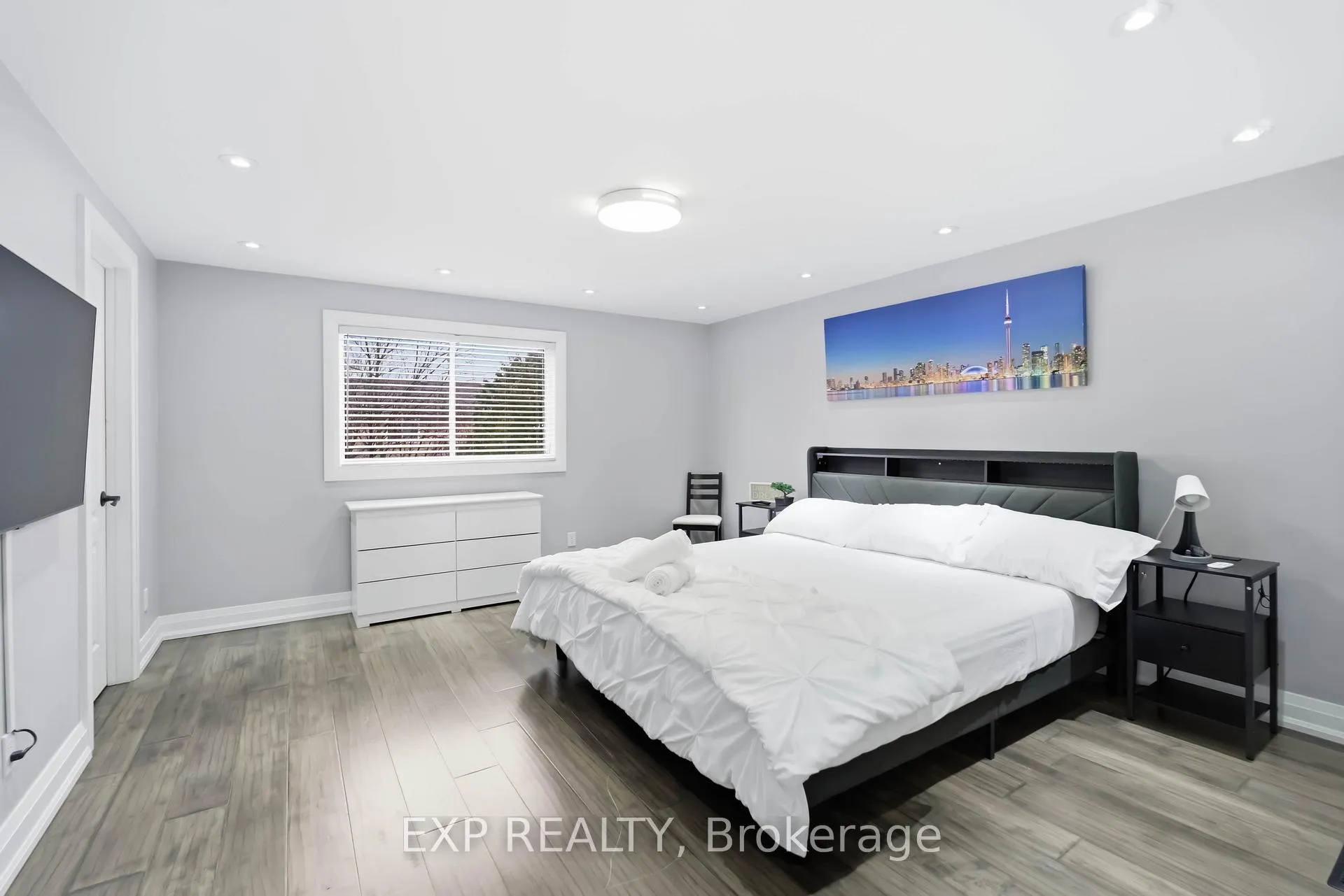 Photo 23 of 41 Keefer Road, Thorold, Confederation Heights — HOMEH