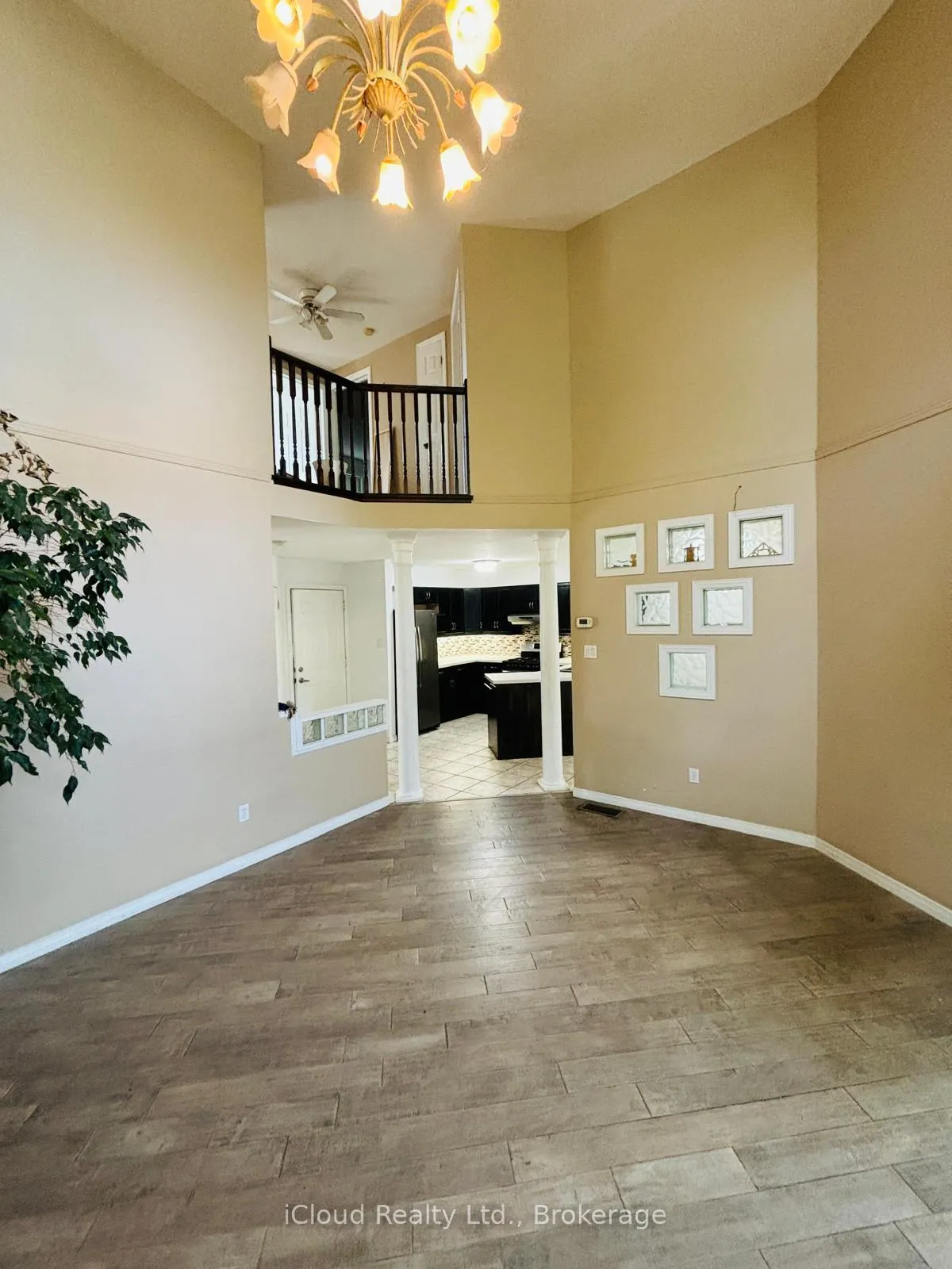 Photo 5 of 65 Periwinkle Way, Guelph, Pineridge/Westminster Woods — HOMEH