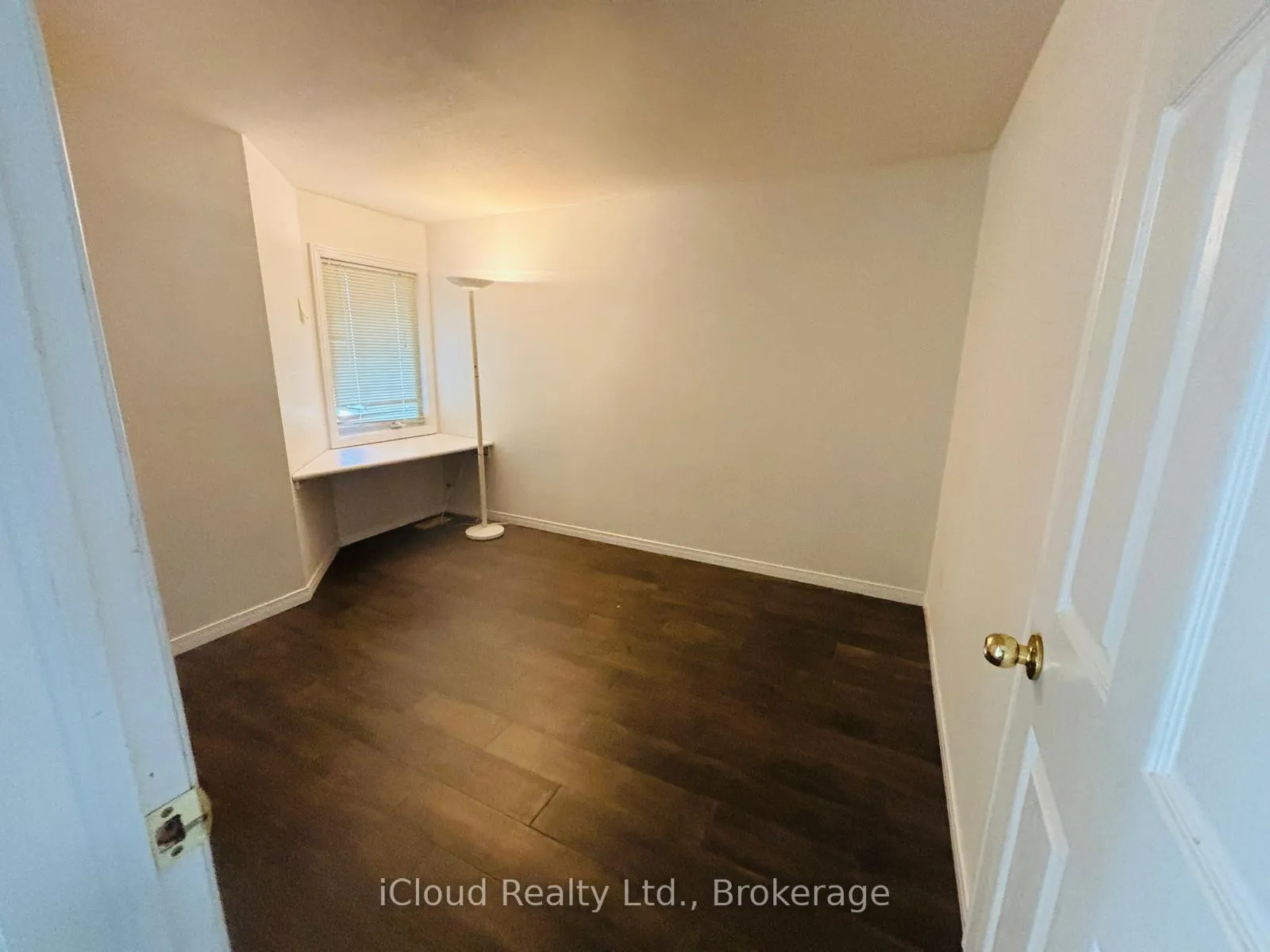 Photo 16 of 65 Periwinkle Way, Guelph, Pineridge/Westminster Woods — HOMEH