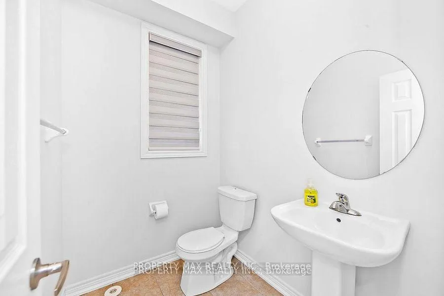 Photo 13 of 20 Toulouse Court, Markham, Cornell — HOMEH