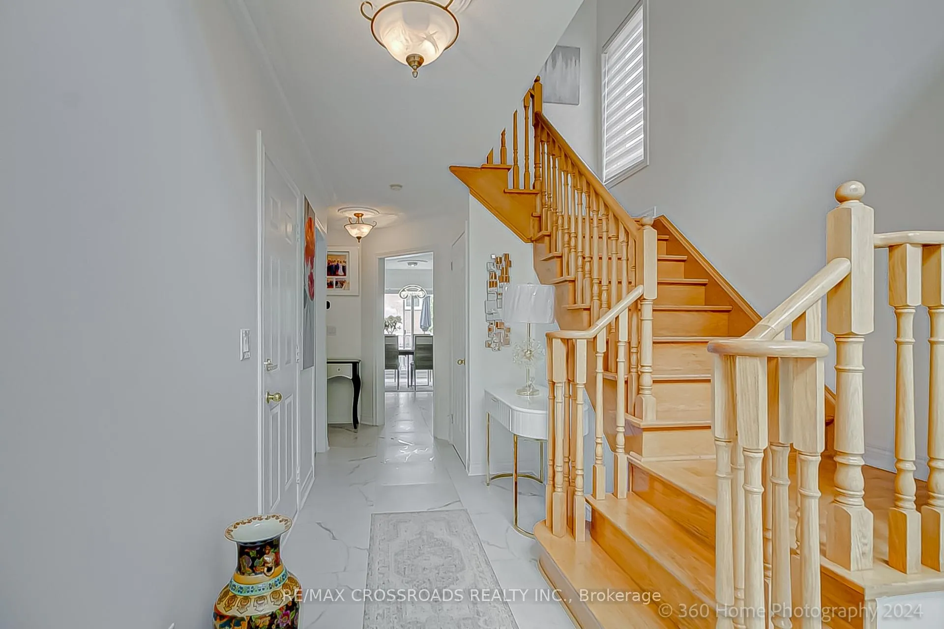 Photo 3 of 44 Mendocino Drive, Vaughan, Islington Woods — HOMEH