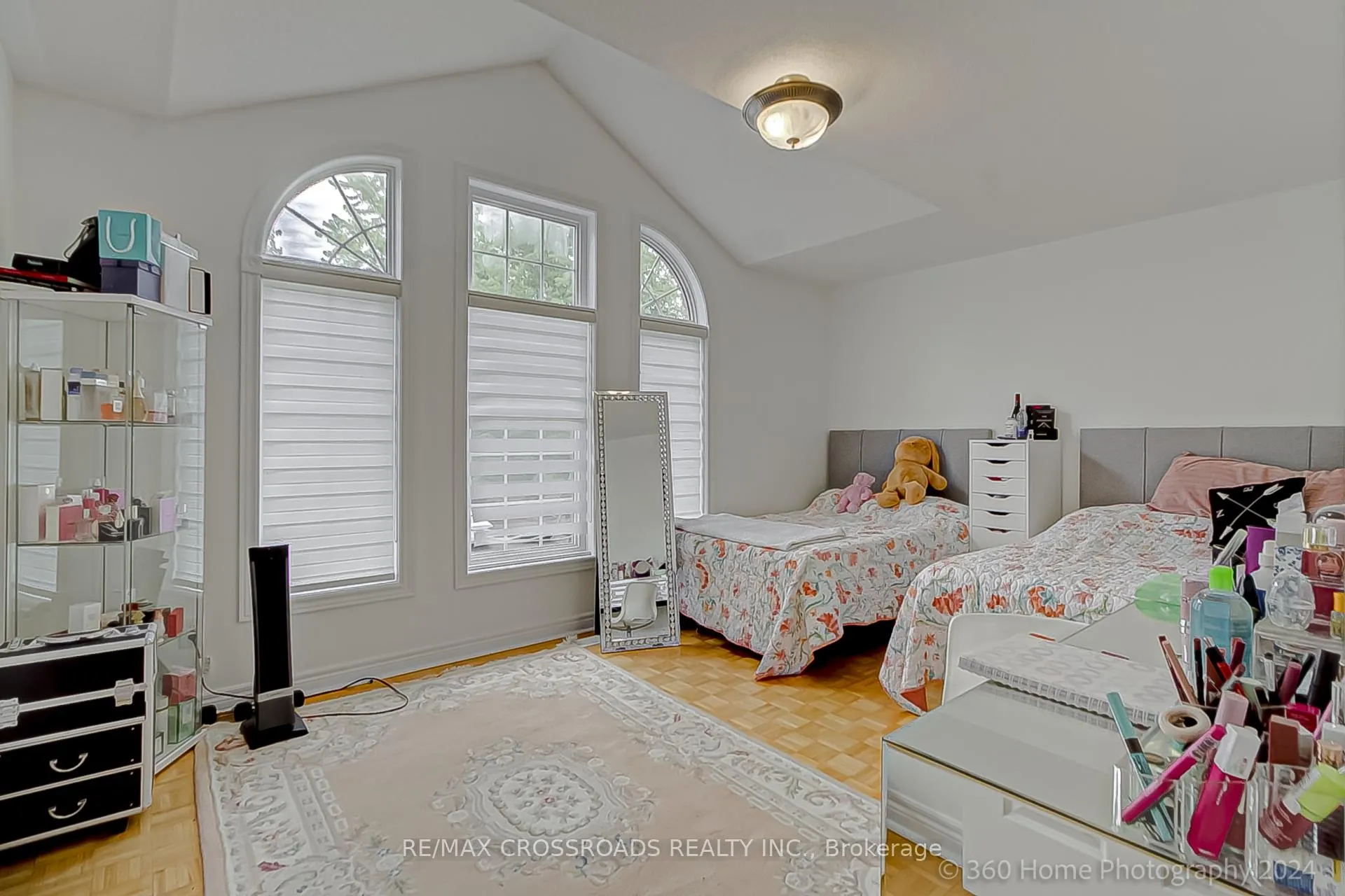 Photo 16 of 44 Mendocino Drive, Vaughan, Islington Woods — HOMEH