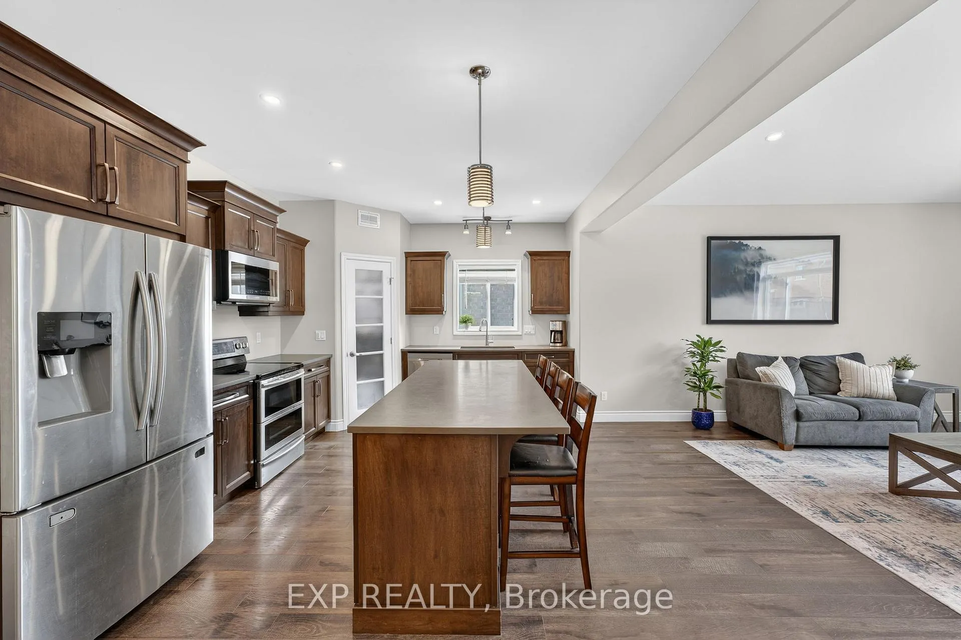 Photo 4 of 25 Virginia Crescent, Belleville, Thurlow Ward — HOMEH