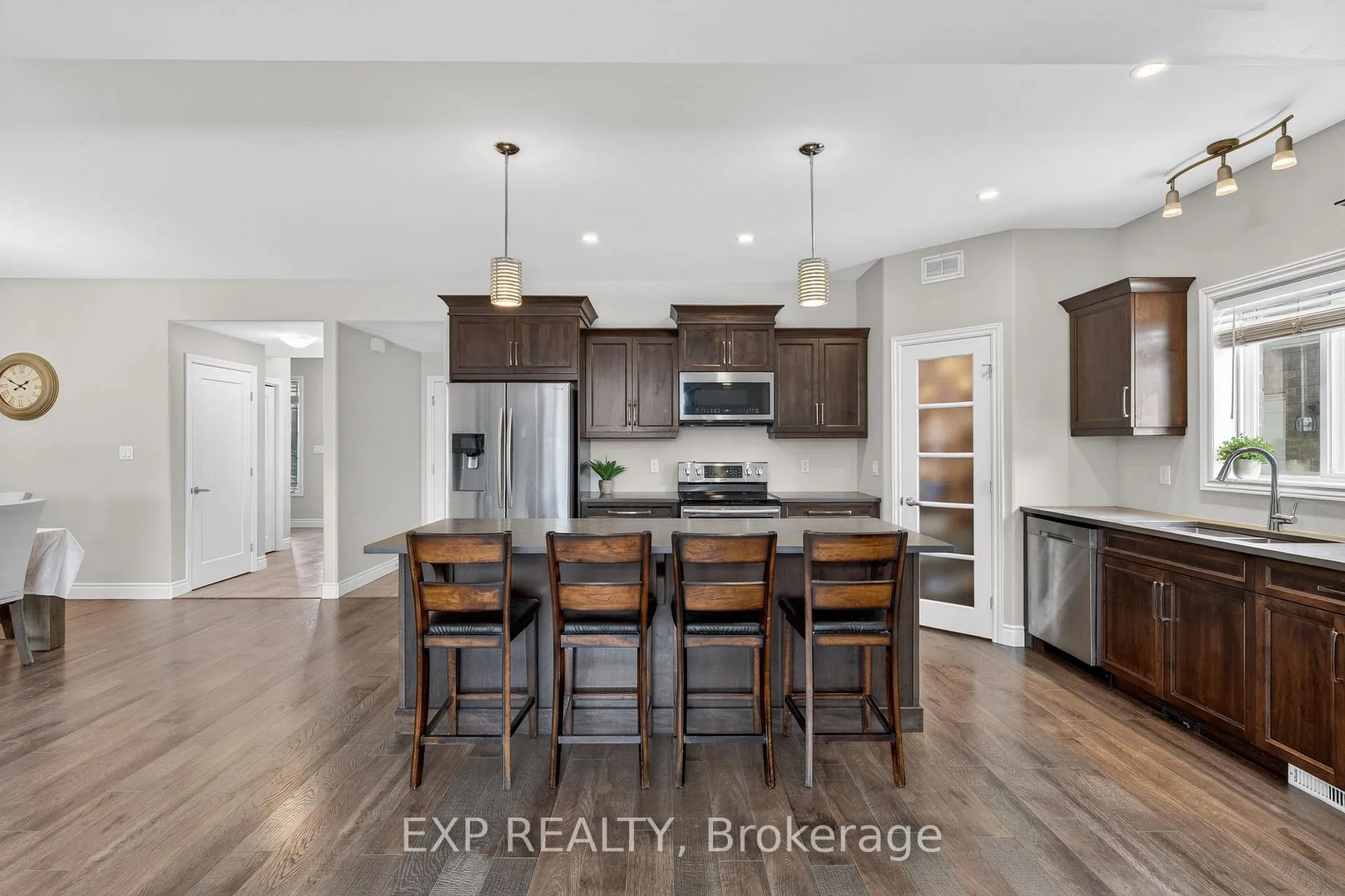 Photo 5 of 25 Virginia Crescent, Belleville, Thurlow Ward — HOMEH