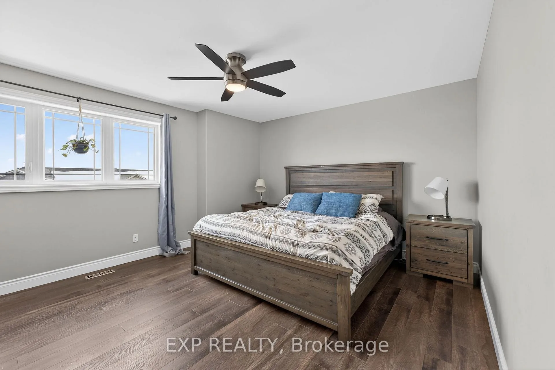 Photo 15 of 25 Virginia Crescent, Belleville, Thurlow Ward — HOMEH