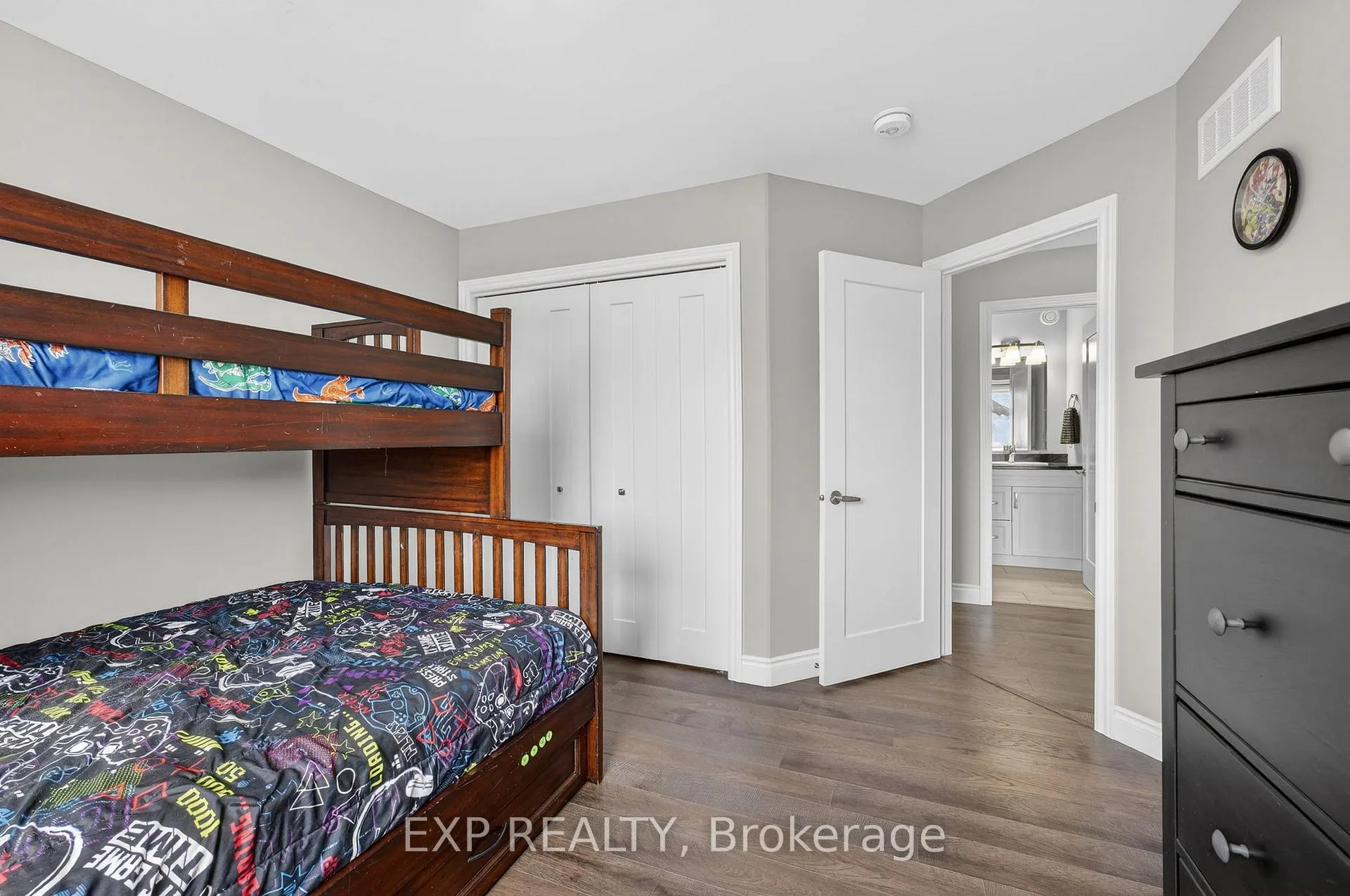 Photo 20 of 25 Virginia Crescent, Belleville, Thurlow Ward — HOMEH