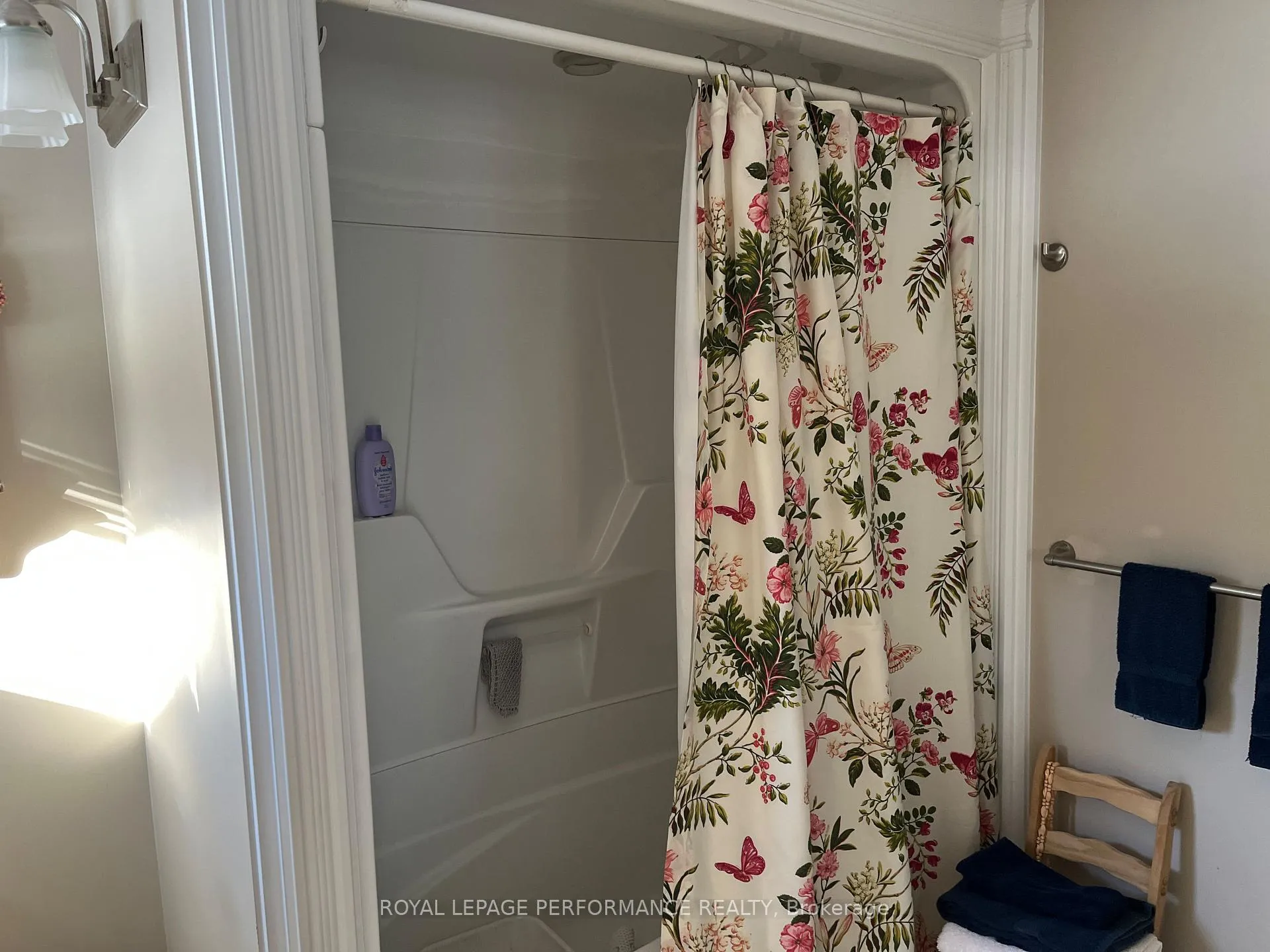 Photo 18 of 2110 Ste Anne Road, Champlain, Champlain Twp — HOMEH
