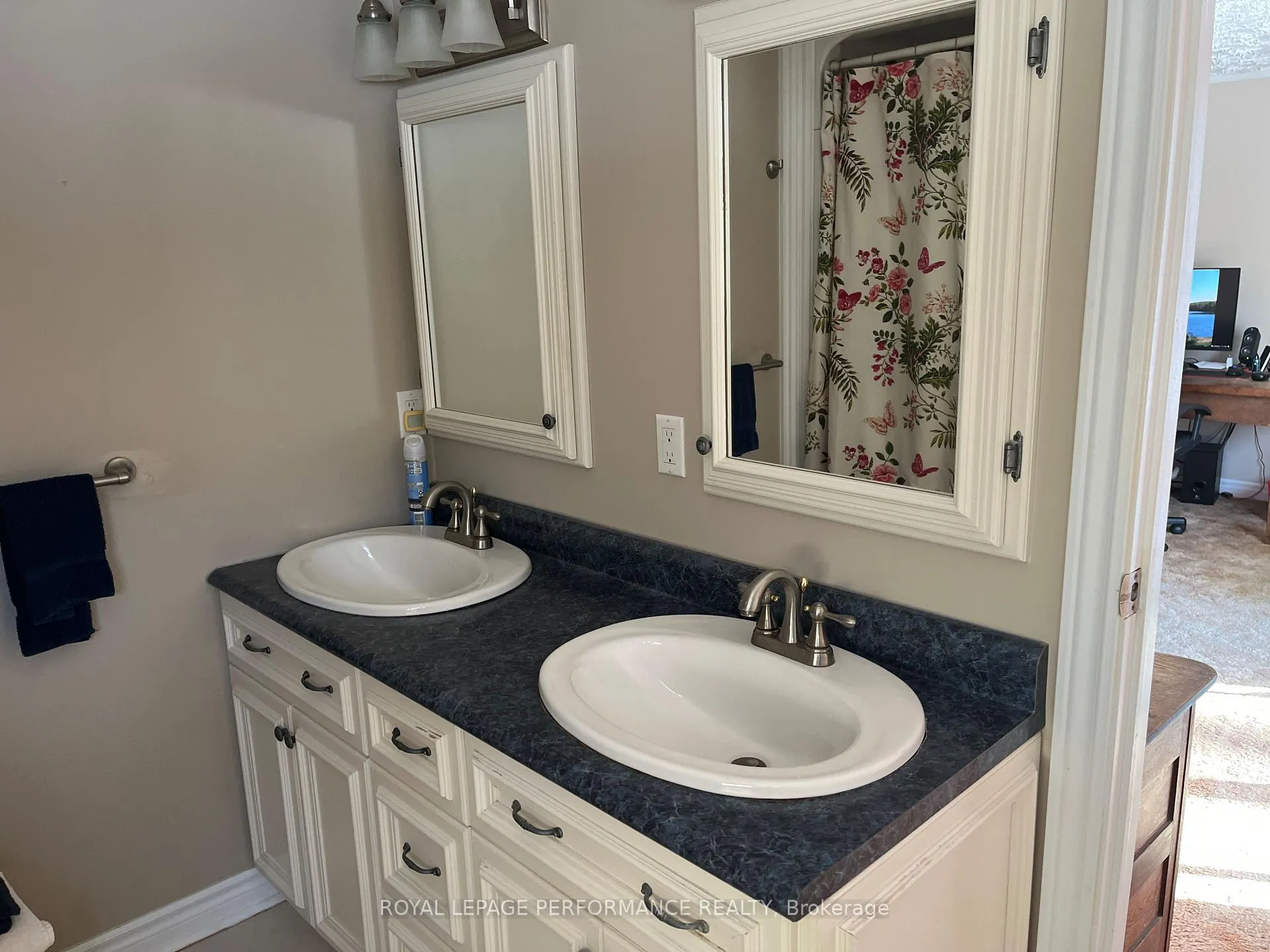 Photo 19 of 2110 Ste Anne Road, Champlain, Champlain Twp — HOMEH