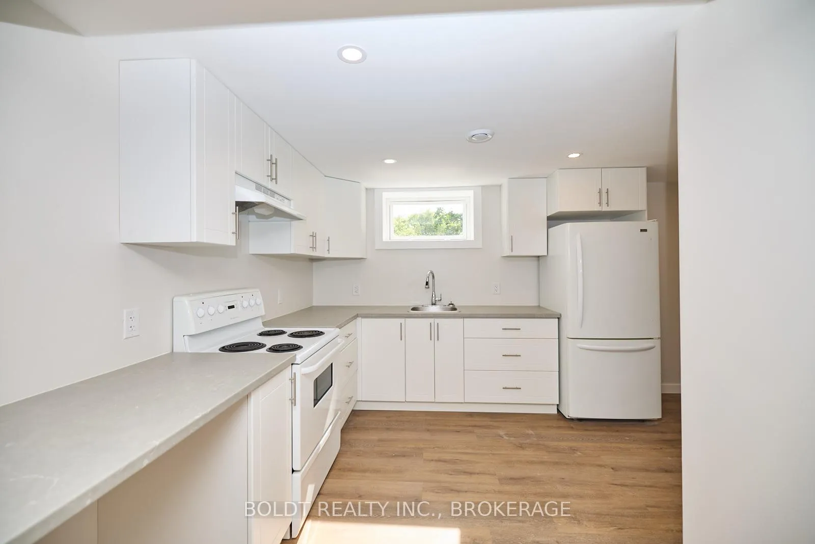Photo 3 of 3305 Nineteenth Street, Lincoln, Lincoln-Jordan/Vineland — HOMEH