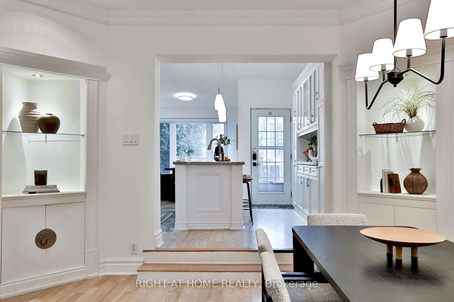 Photo 16 of 135 Parkmount Road, Toronto, Greenwood-Coxwell — HOMEH