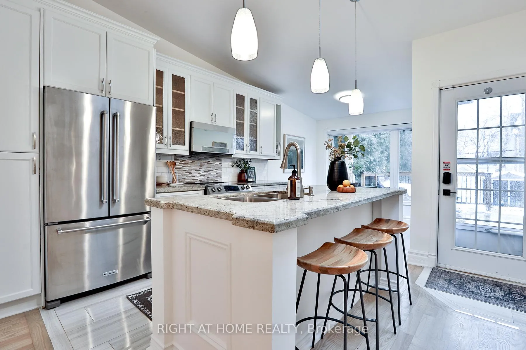 Photo 17 of 135 Parkmount Road, Toronto, Greenwood-Coxwell — HOMEH