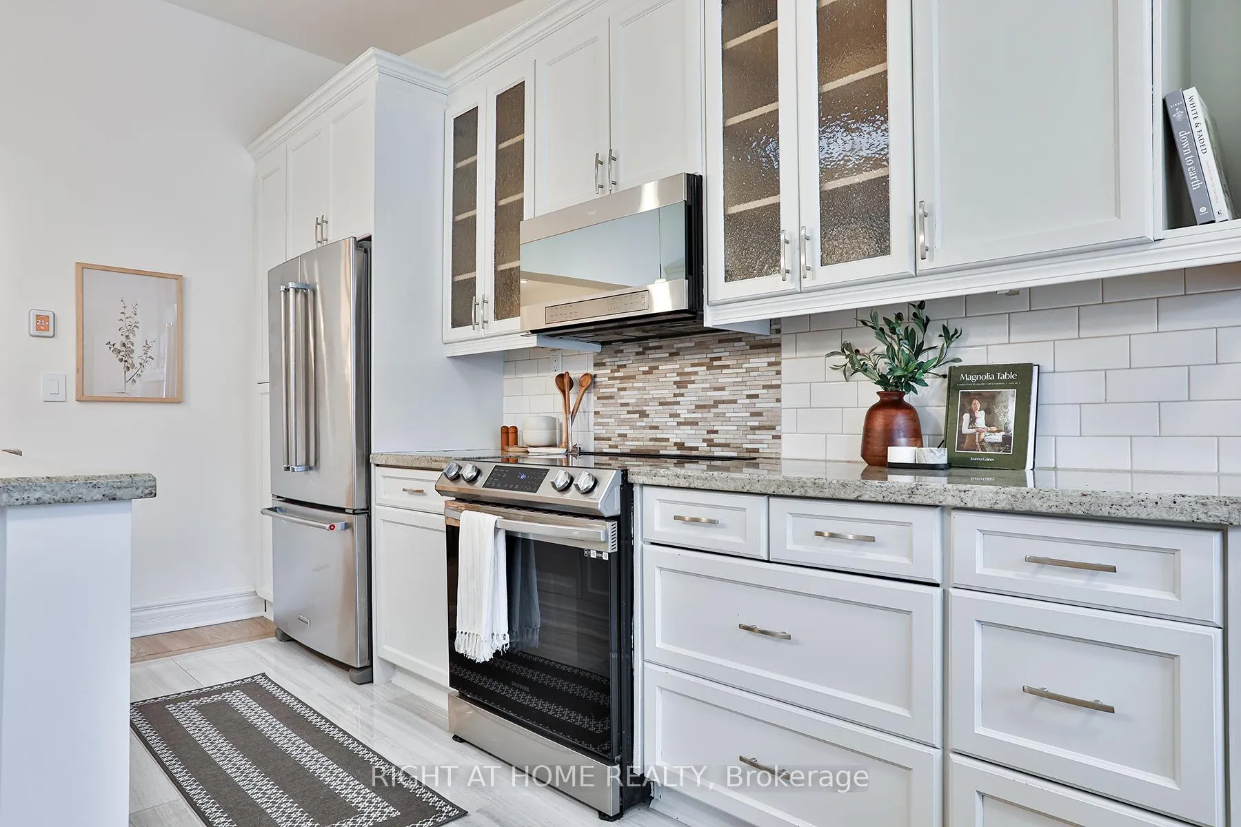 Photo 22 of 135 Parkmount Road, Toronto, Greenwood-Coxwell — HOMEH