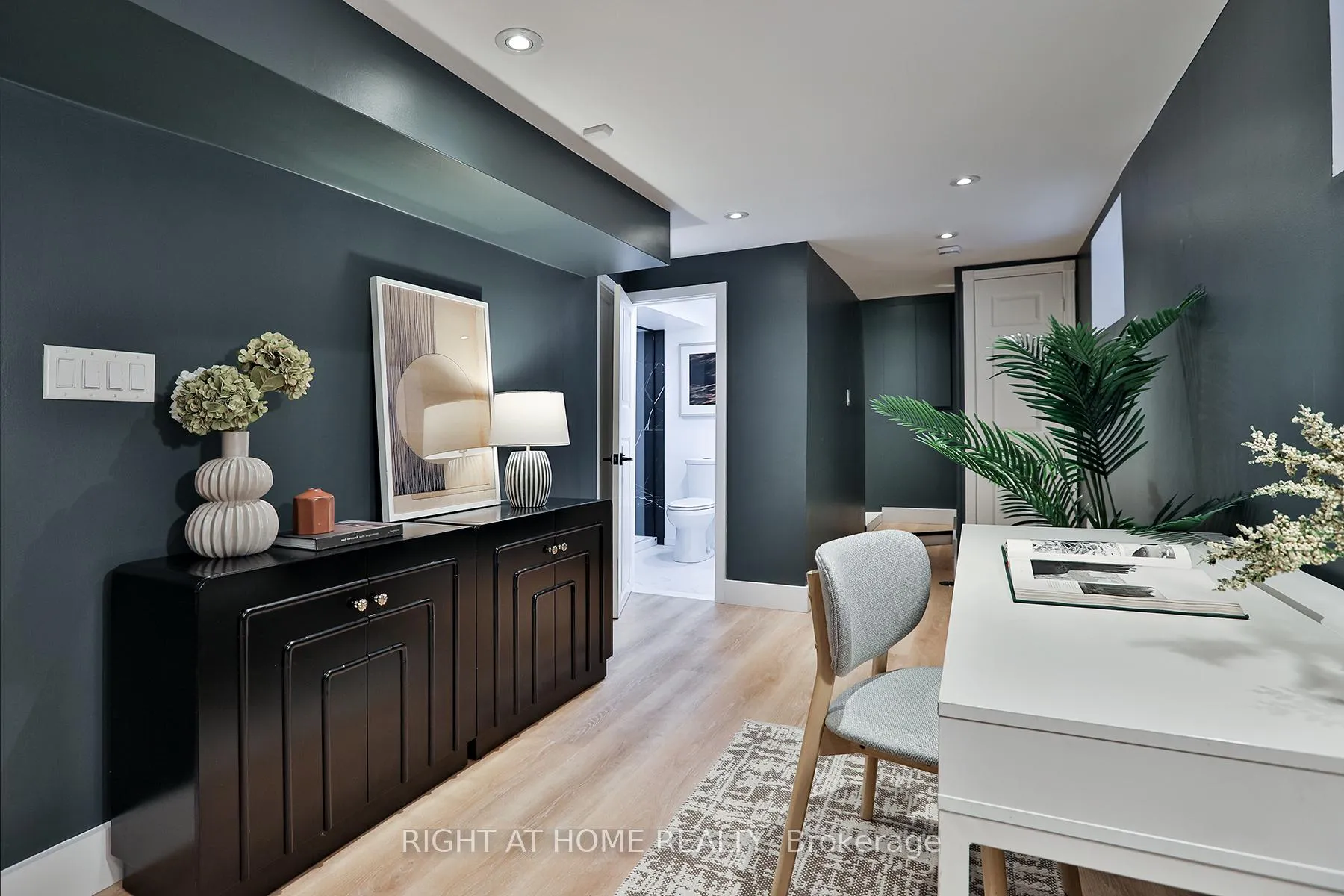 Photo 43 of 135 Parkmount Road, Toronto, Greenwood-Coxwell — HOMEH