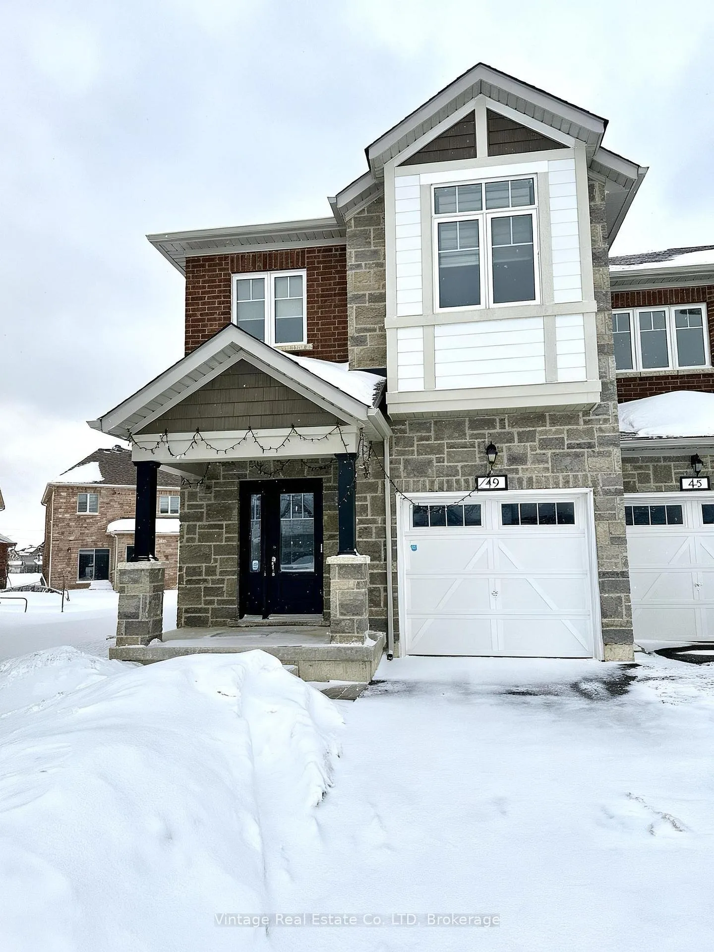 Photo 1 of Unit MAIN FLOOR, 49 Sapphire Way, Thorold, Rolling Meadows — HOMEH