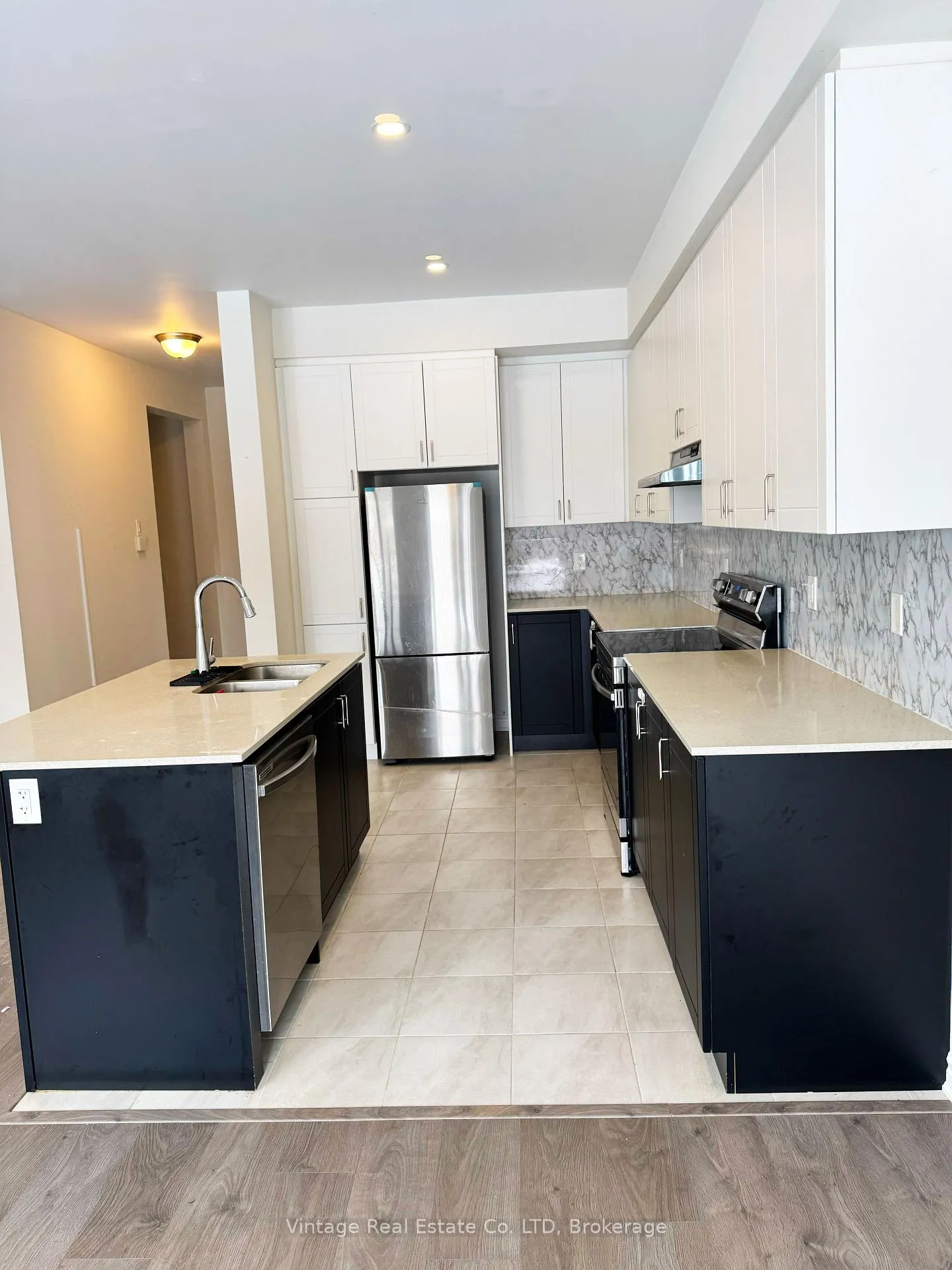 Photo 7 of Unit MAIN FLOOR, 49 Sapphire Way, Thorold, Rolling Meadows — HOMEH