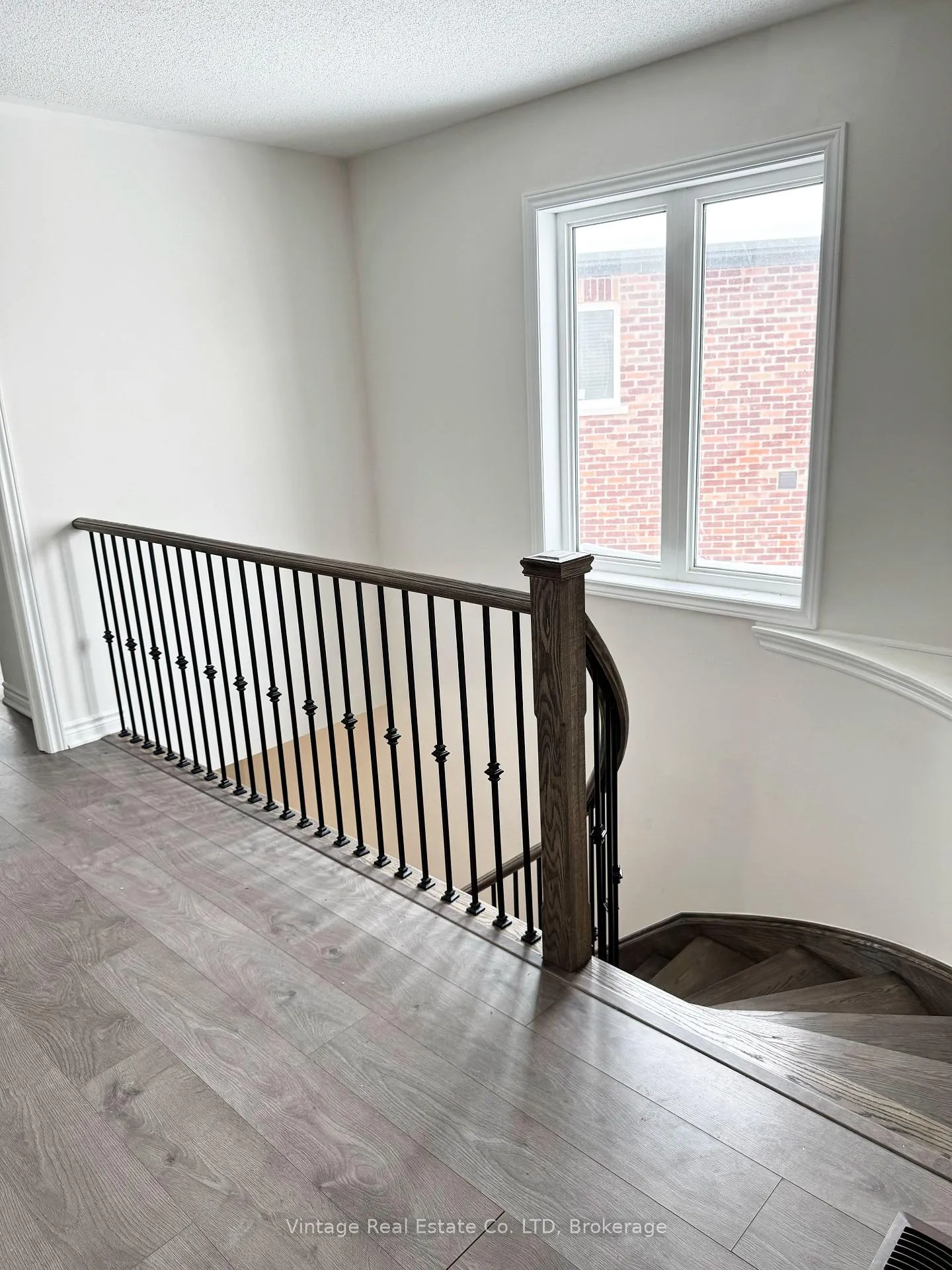 Photo 8 of Unit MAIN FLOOR, 49 Sapphire Way, Thorold, Rolling Meadows — HOMEH