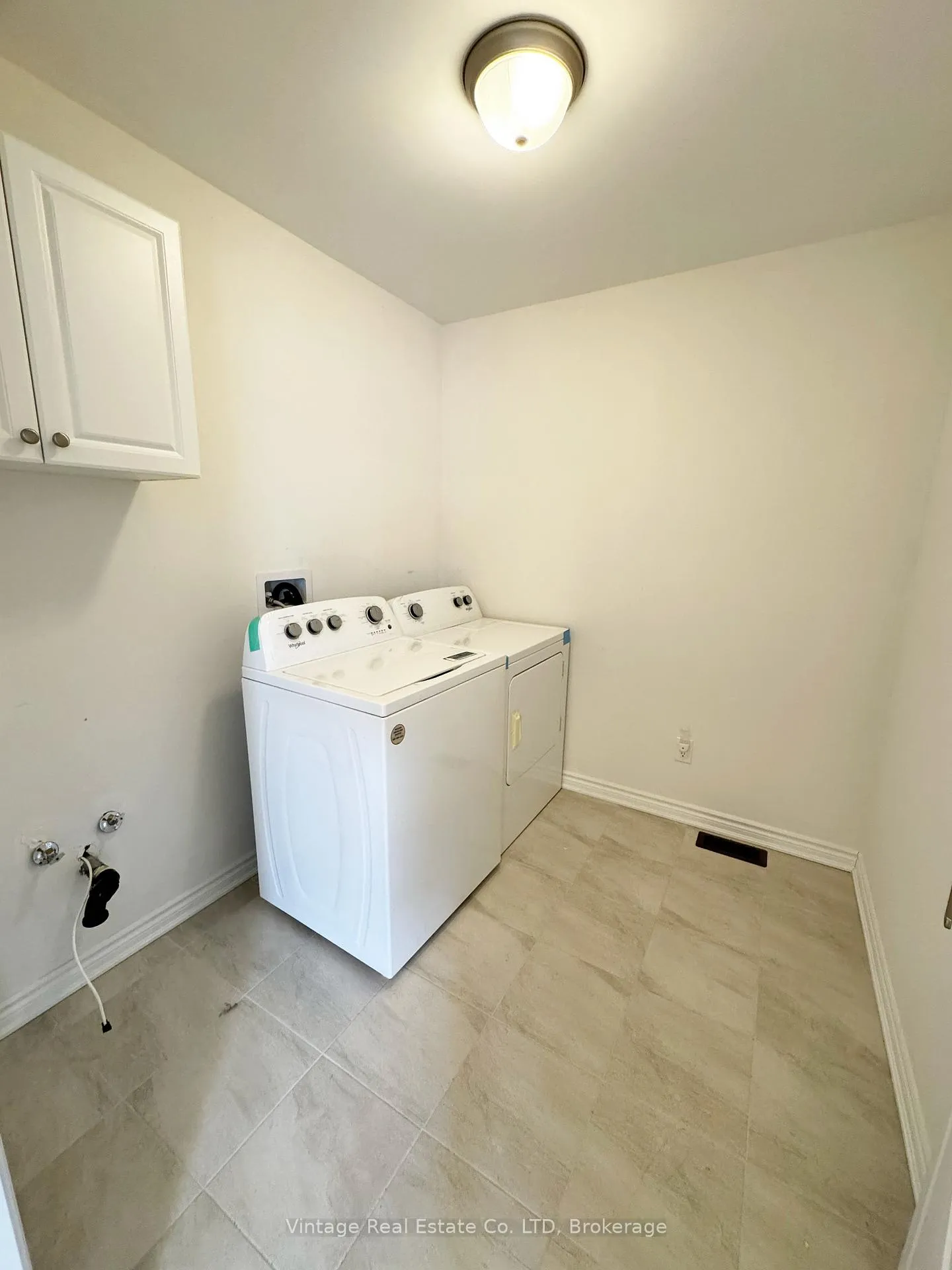 Photo 15 of Unit MAIN FLOOR, 49 Sapphire Way, Thorold, Rolling Meadows — HOMEH