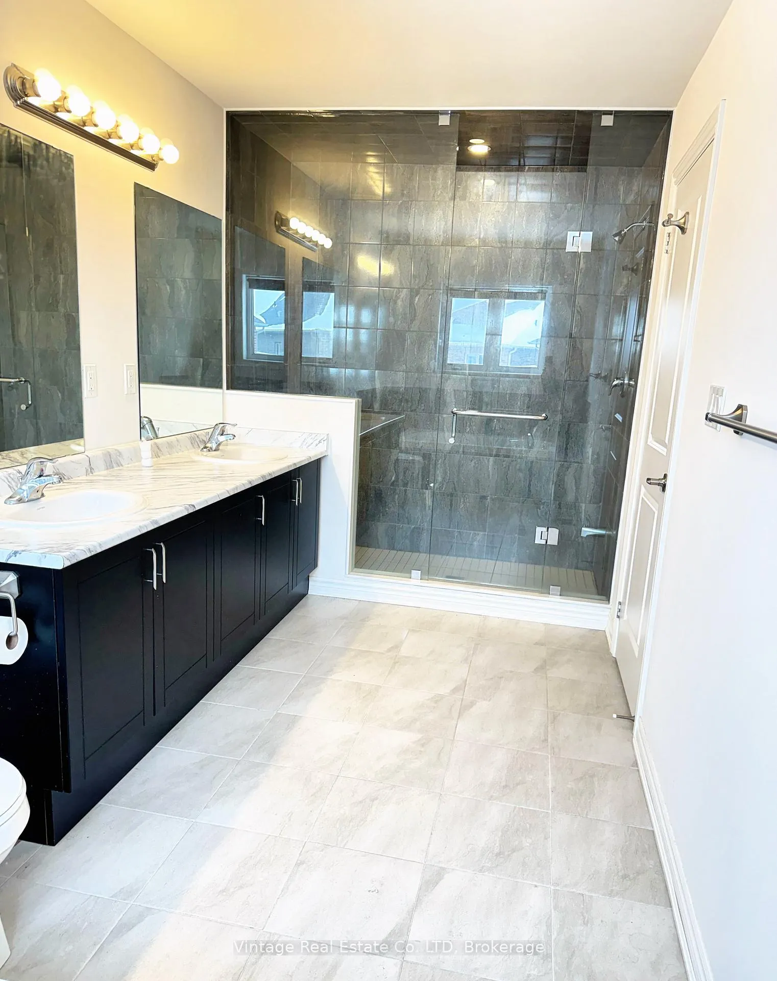 Photo 19 of Unit MAIN FLOOR, 49 Sapphire Way, Thorold, Rolling Meadows — HOMEH