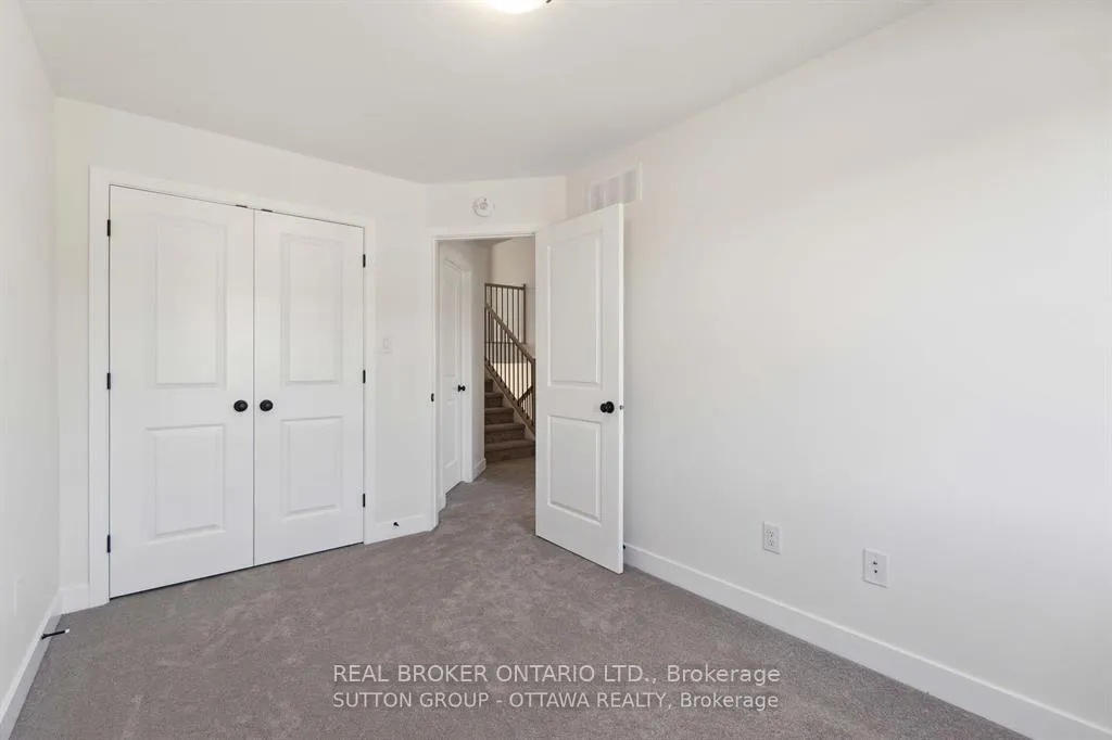 Photo 15 of 47 Staples Boulevard, Smiths Falls — HOMEH