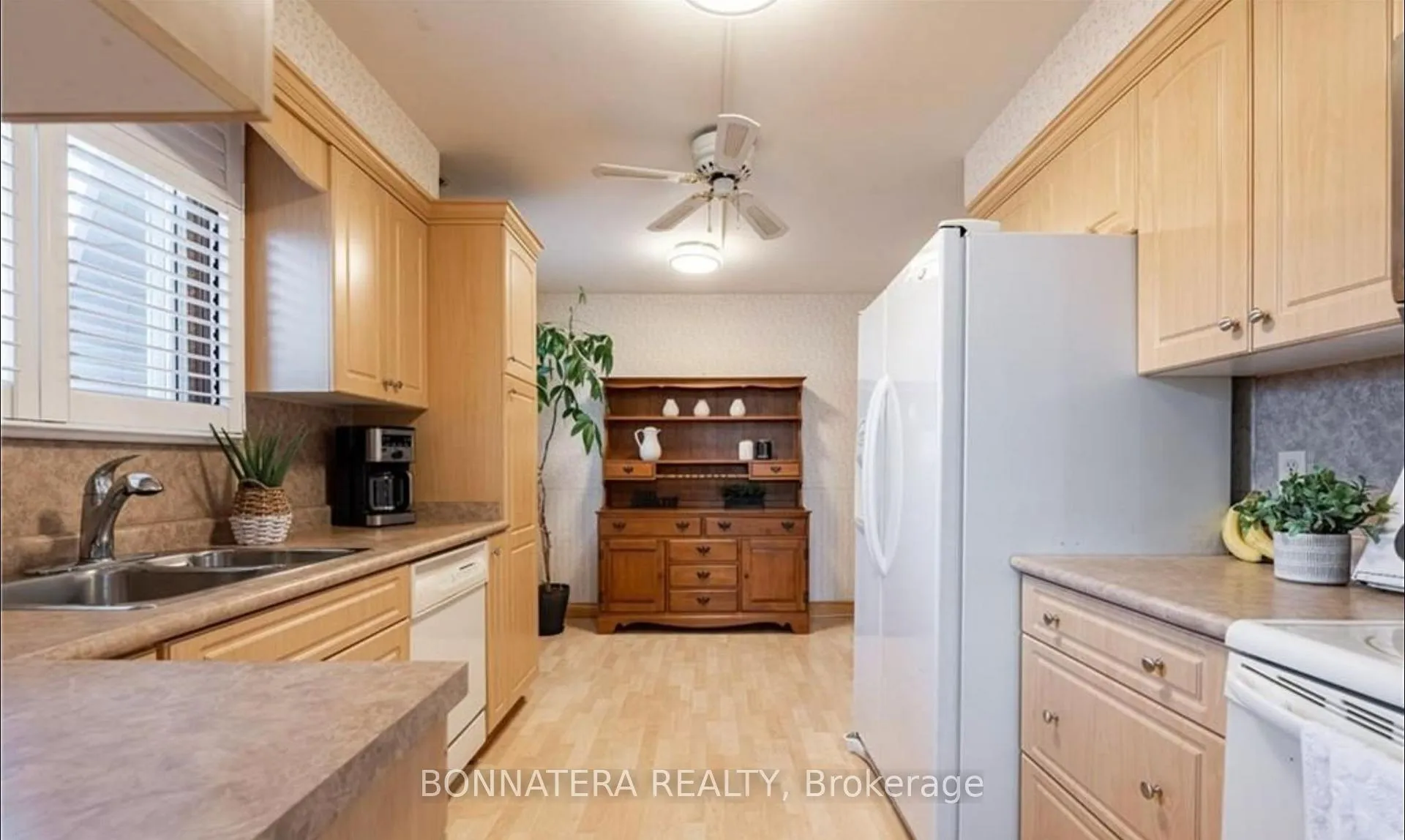 Photo 9 of Unit Upper unit, 50 Cedardale Avenue, St. Catharines, Secord Woods — HOMEH