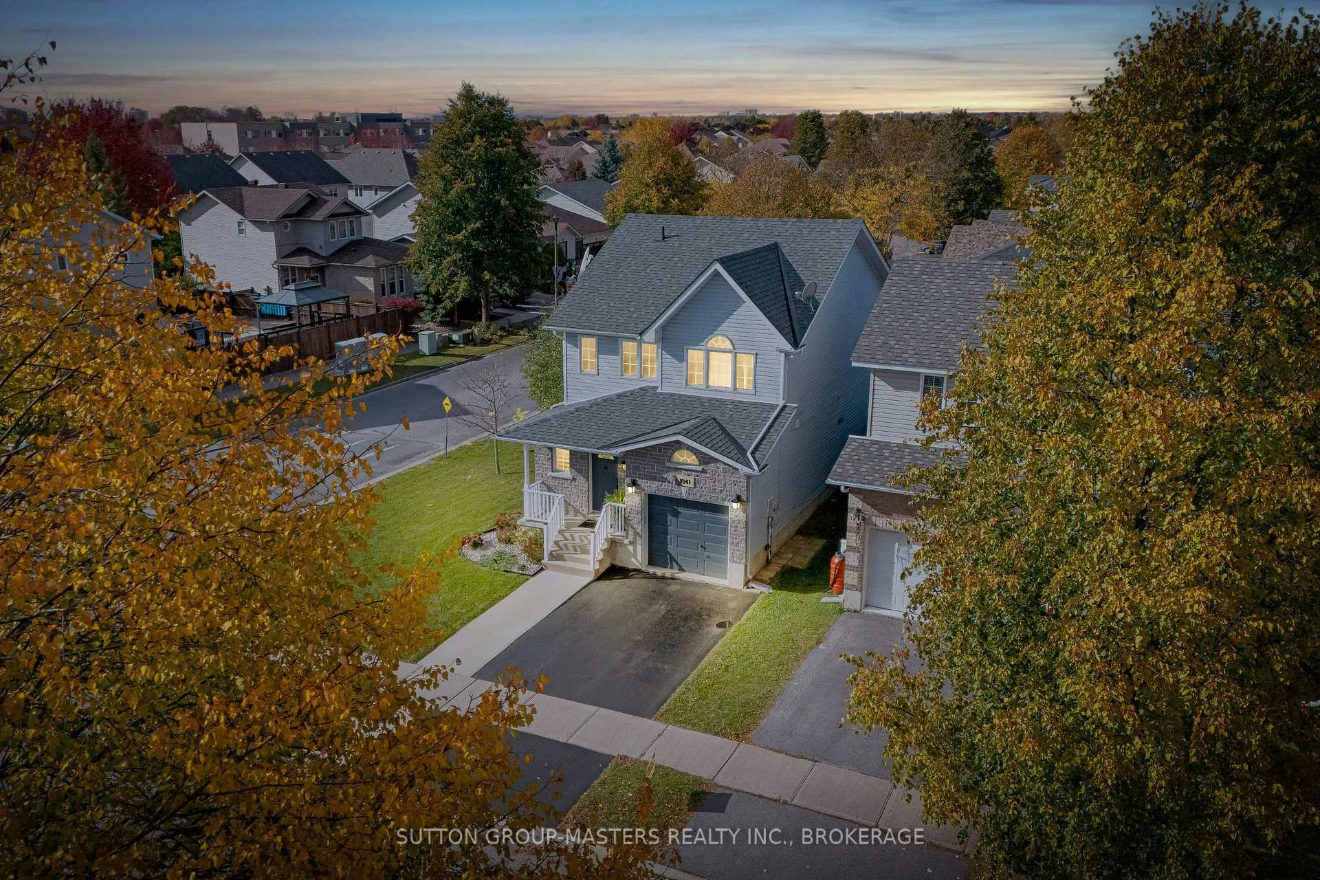 Photo 1 of 1041 Rainbow Crescent, Kingston, Kingston East (Incl Barret Crt) — HOMEH