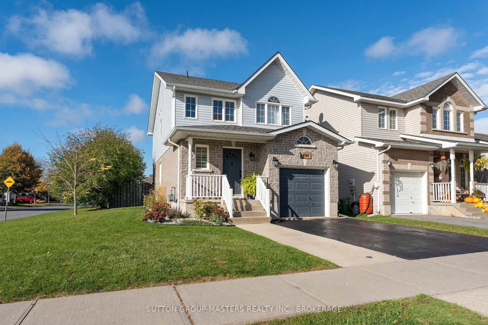 Photo 3 of 1041 Rainbow Crescent, Kingston, Kingston East (Incl Barret Crt) — HOMEH