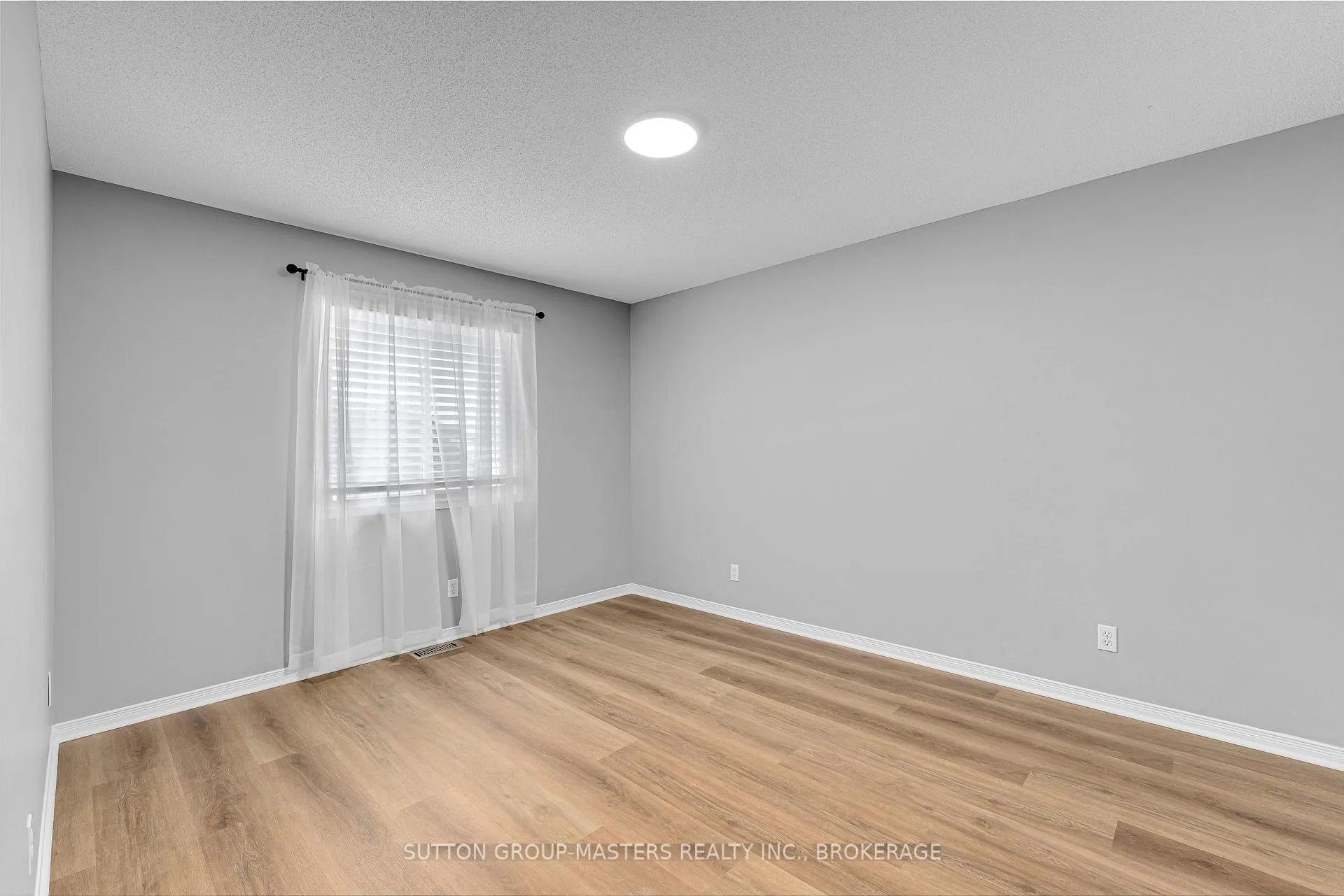 Photo 29 of 1041 Rainbow Crescent, Kingston, Kingston East (Incl Barret Crt) — HOMEH