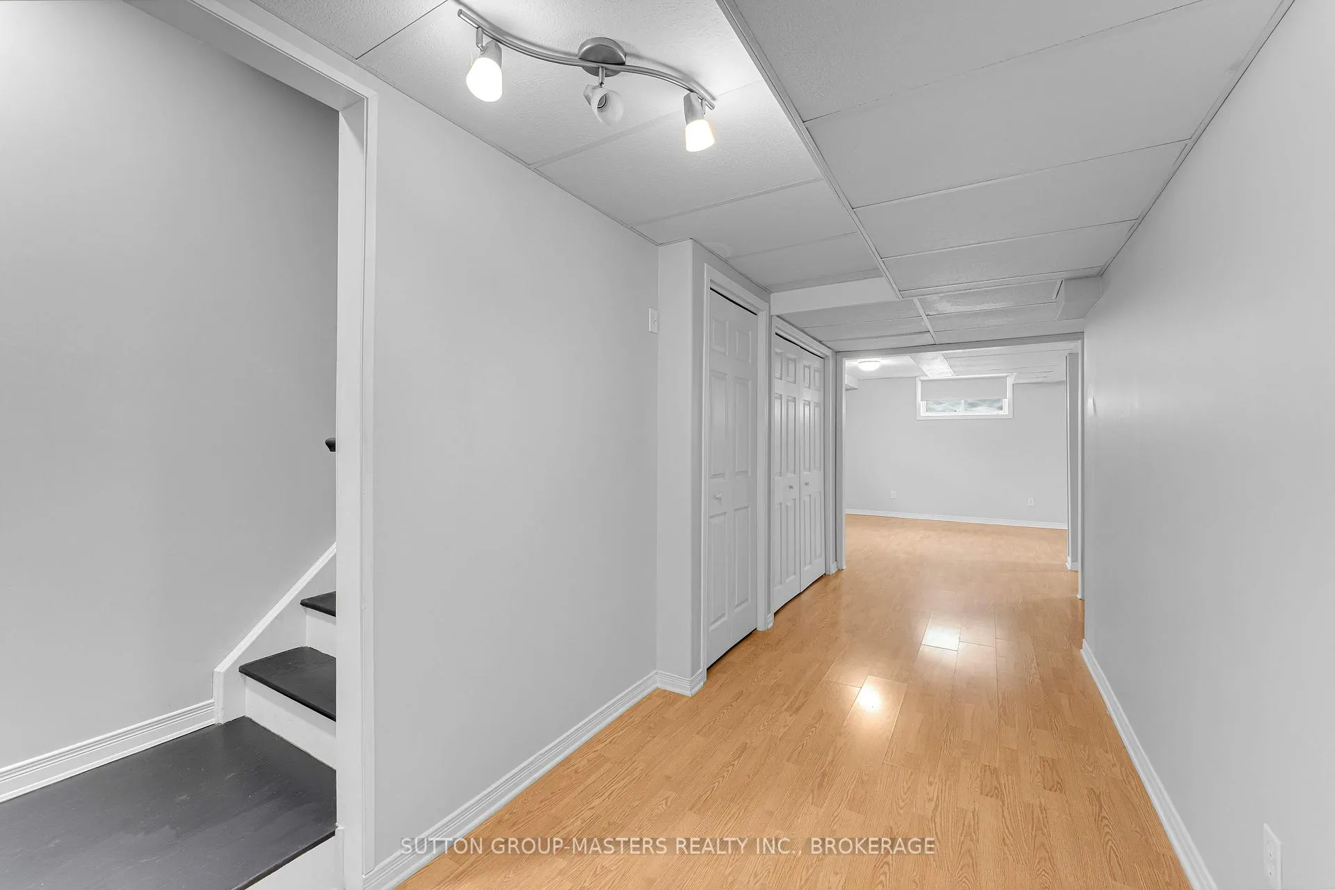 Photo 33 of 1041 Rainbow Crescent, Kingston, Kingston East (Incl Barret Crt) — HOMEH