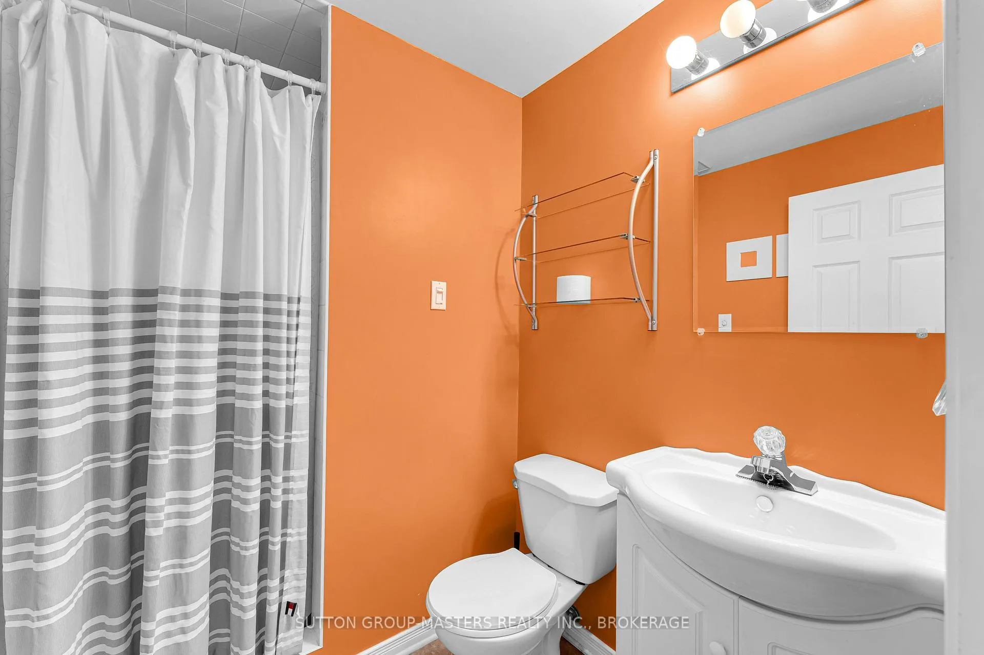 Photo 35 of 1041 Rainbow Crescent, Kingston, Kingston East (Incl Barret Crt) — HOMEH