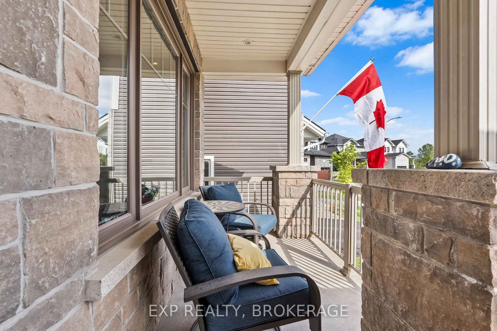 Photo 5 of 228 Mill Pond Place, Kingston, West of Sir John A. Blvd — HOMEH