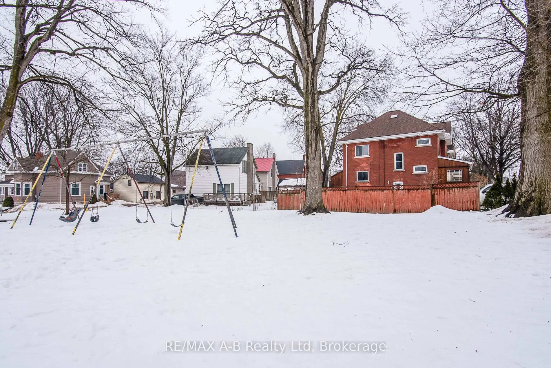Photo 7 of 56 West Gore Street, Stratford — HOMEH