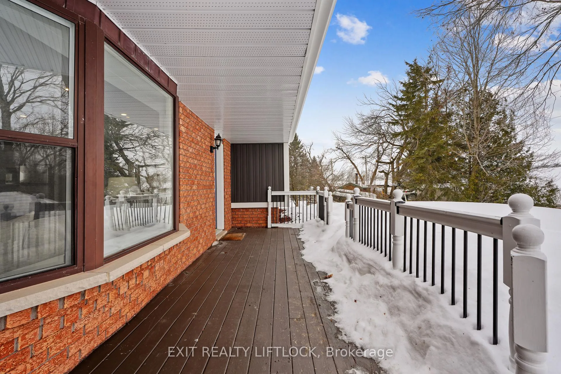 Photo 3 of 1018 Meadowview Road, Kawartha Lakes, Omemee — HOMEH