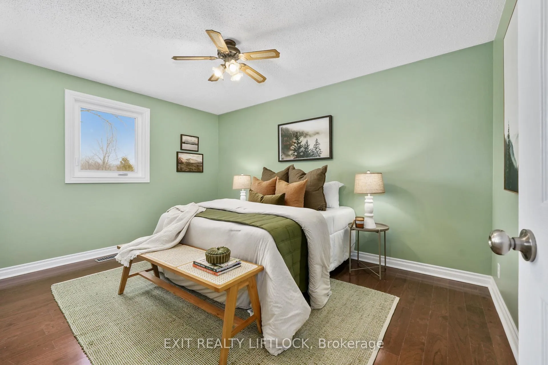 Photo 19 of 1018 Meadowview Road, Kawartha Lakes, Omemee — HOMEH