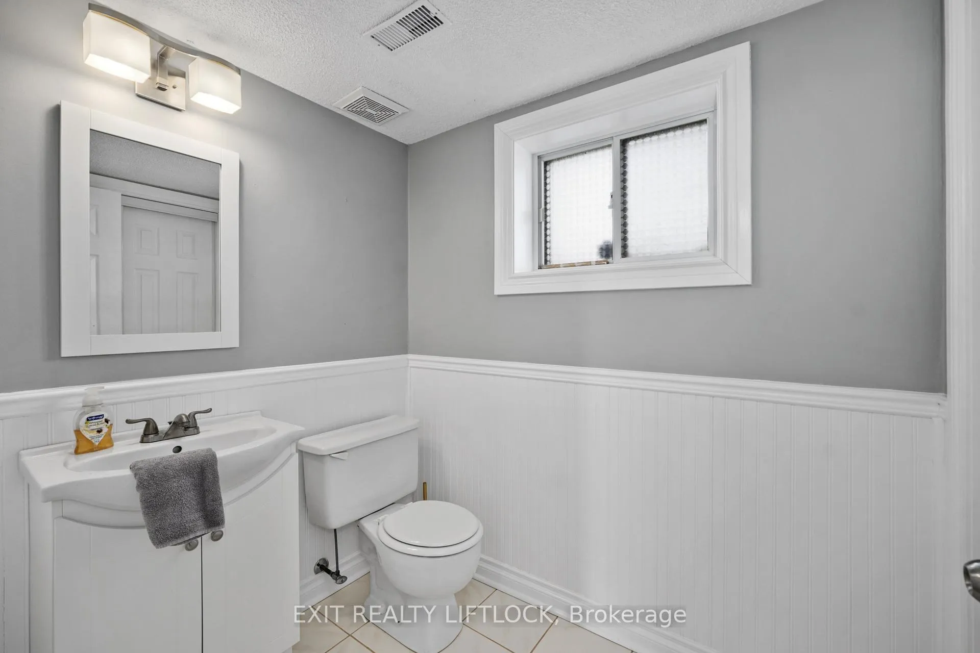 Photo 21 of 1018 Meadowview Road, Kawartha Lakes, Omemee — HOMEH