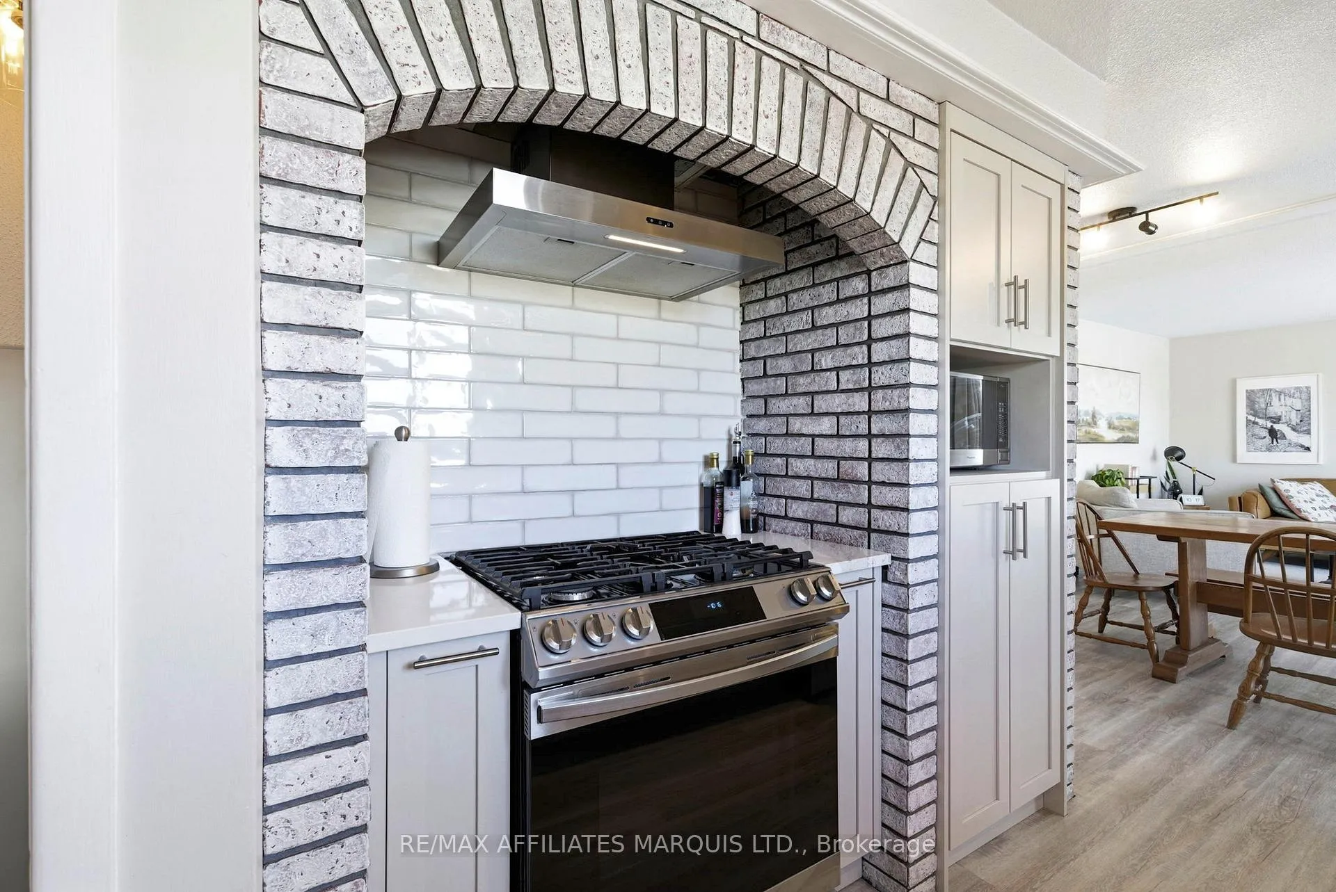 Photo 9 of 1057 Roy Avenue, Cornwall — HOMEH