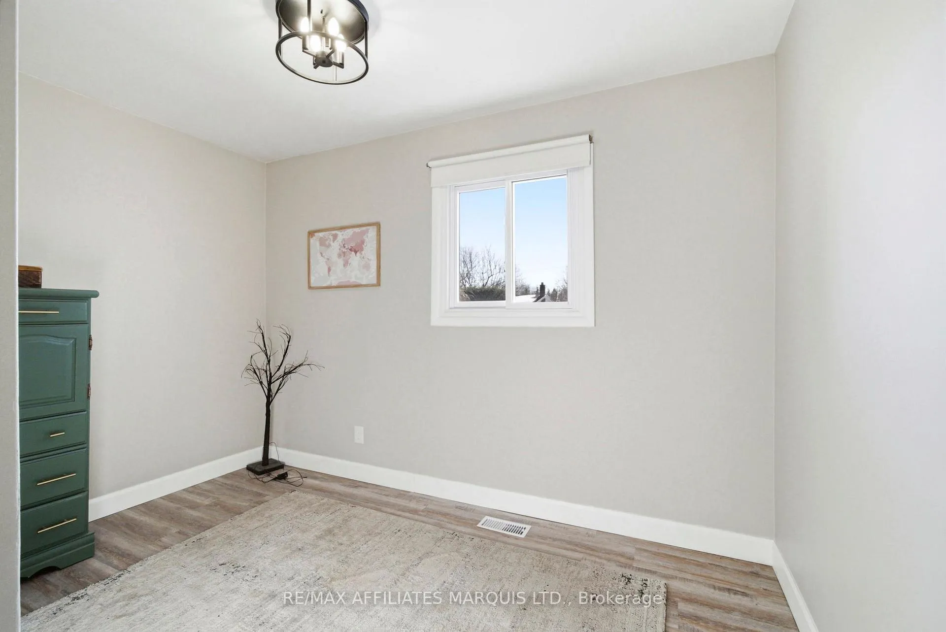 Photo 15 of 1057 Roy Avenue, Cornwall — HOMEH