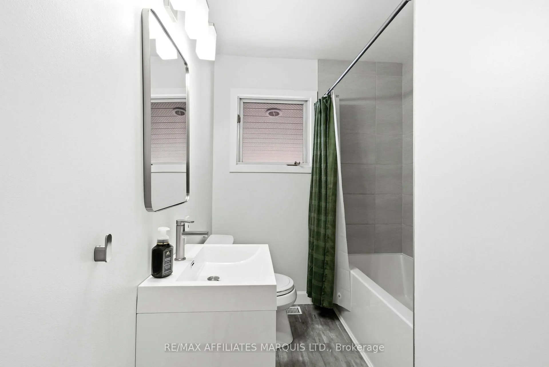 Photo 17 of 1057 Roy Avenue, Cornwall — HOMEH