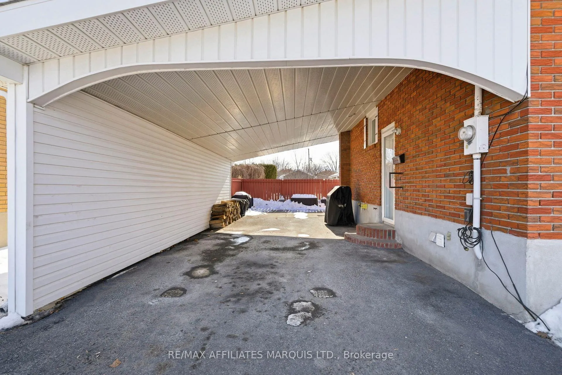 Photo 30 of 1057 Roy Avenue, Cornwall — HOMEH