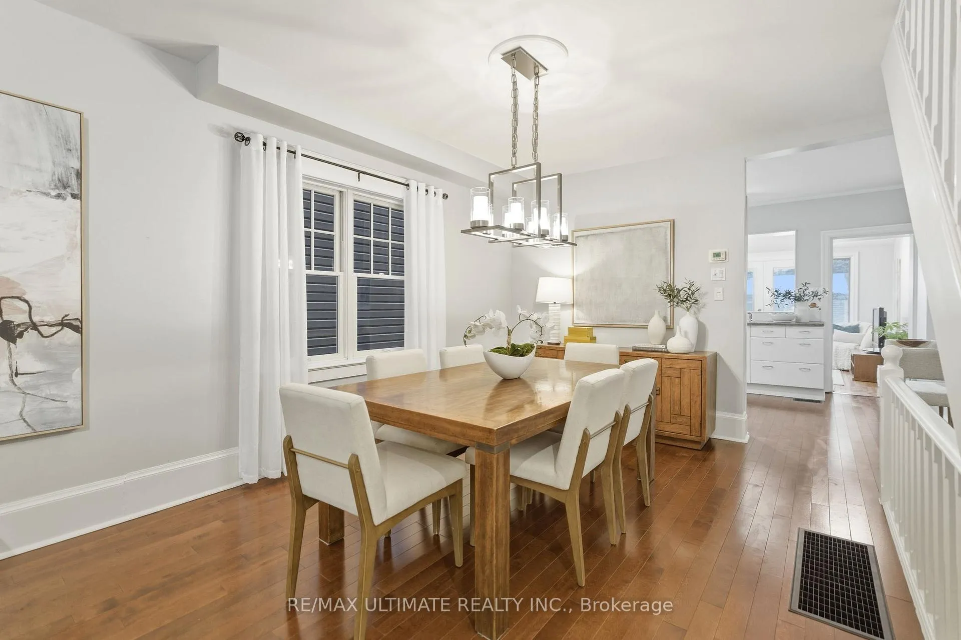 Photo 6 of 27 Osborne Avenue, Toronto, East End-Danforth — HOMEH