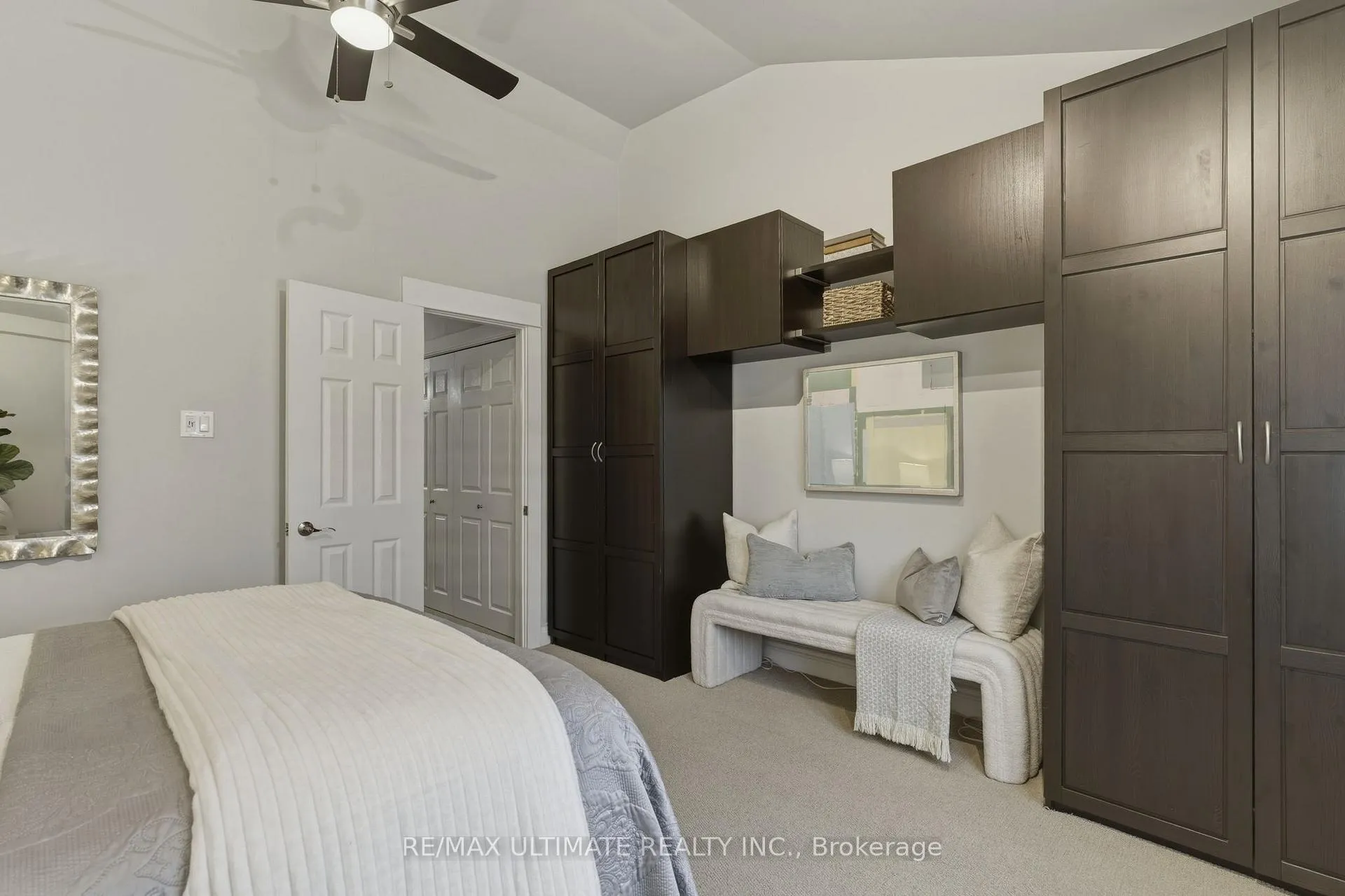 Photo 19 of 27 Osborne Avenue, Toronto, East End-Danforth — HOMEH