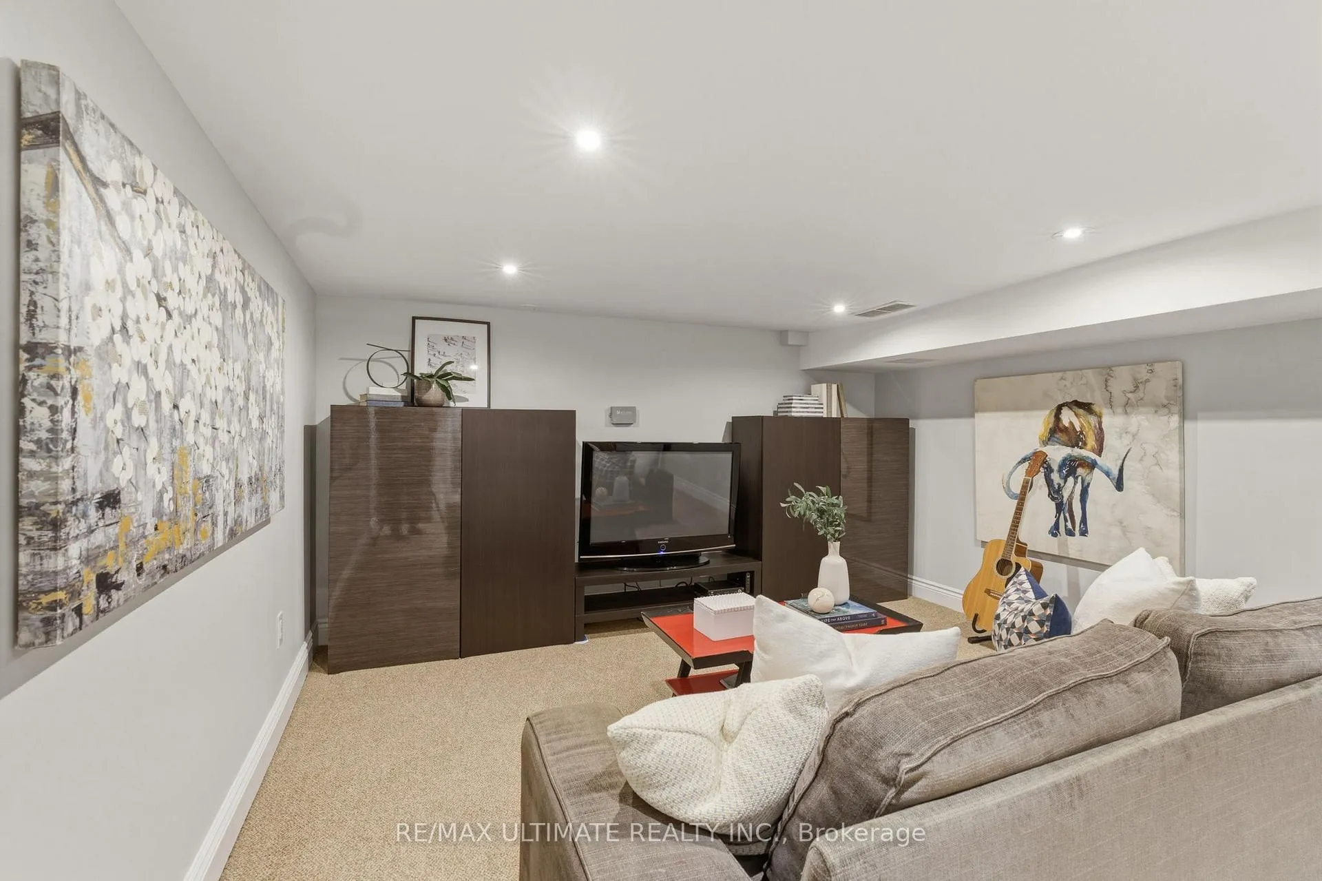 Photo 26 of 27 Osborne Avenue, Toronto, East End-Danforth — HOMEH
