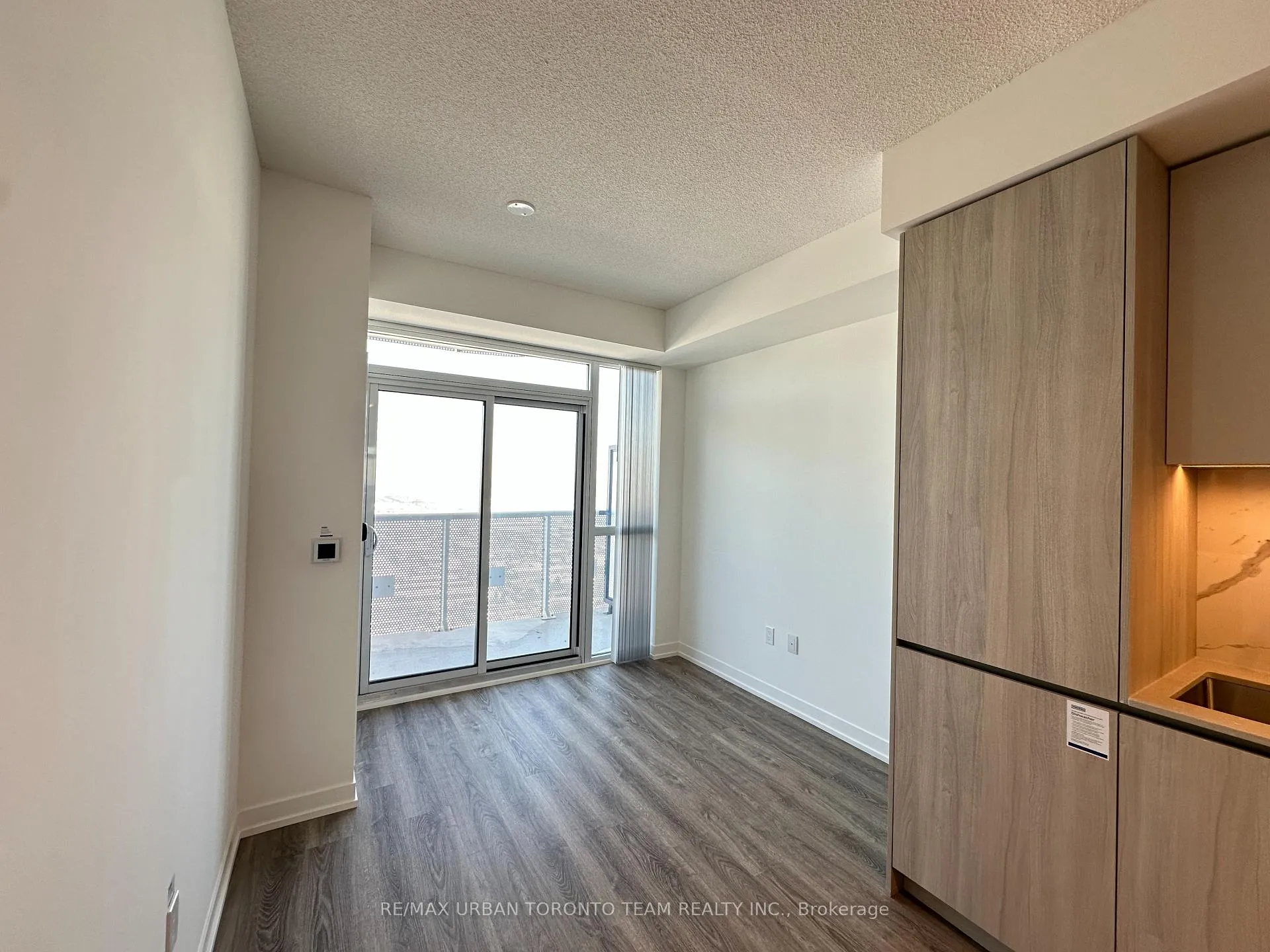 Photo 7 of Unit 5508, 8 Interchange Way, Vaughan, Vaughan Corporate Centre — HOMEH