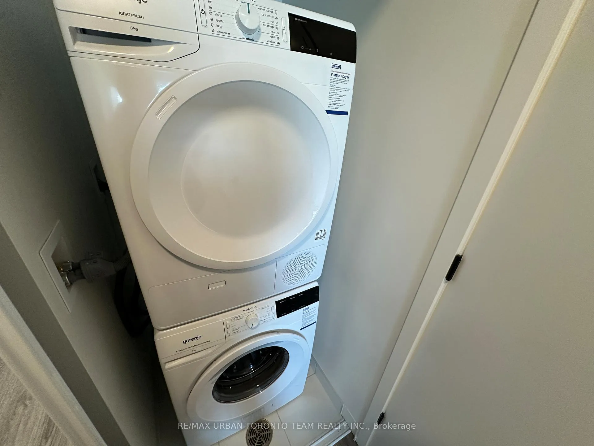 Photo 12 of Unit 5508, 8 Interchange Way, Vaughan, Vaughan Corporate Centre — HOMEH