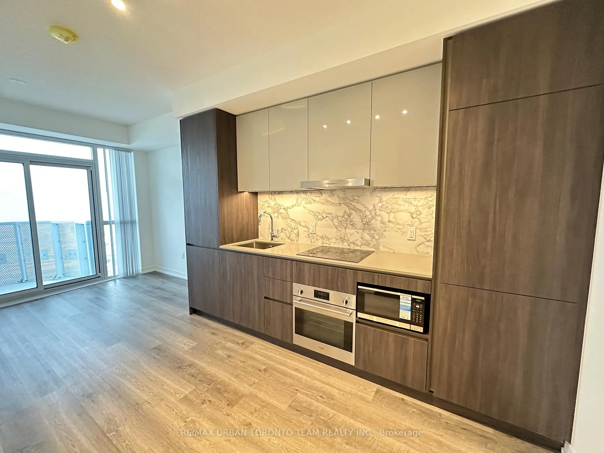 Photo 1 of Unit 4808, 8 Interchange Way, Vaughan, Vaughan Corporate Centre — HOMEH