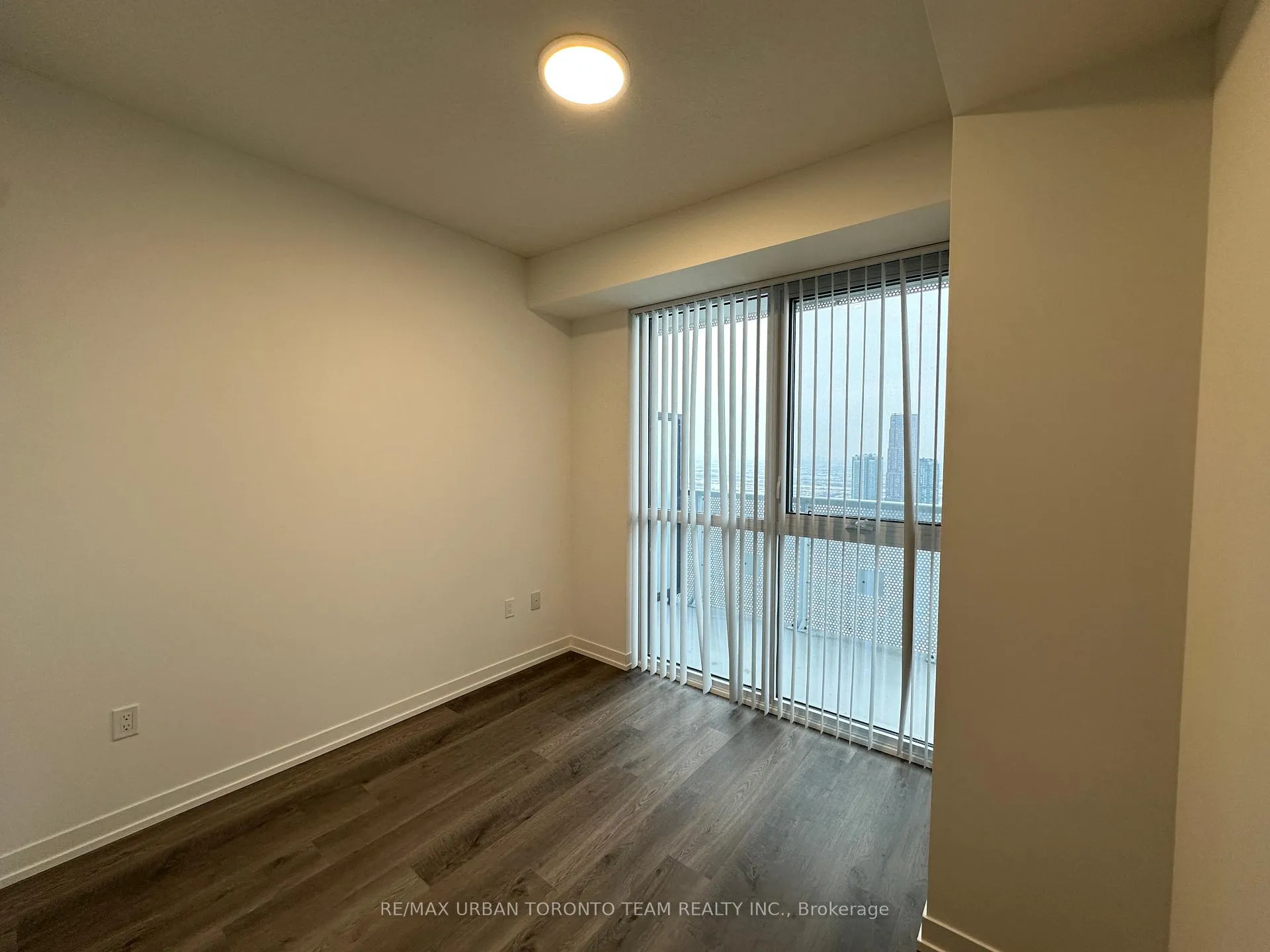 Photo 7 of Unit 4808, 8 Interchange Way, Vaughan, Vaughan Corporate Centre — HOMEH
