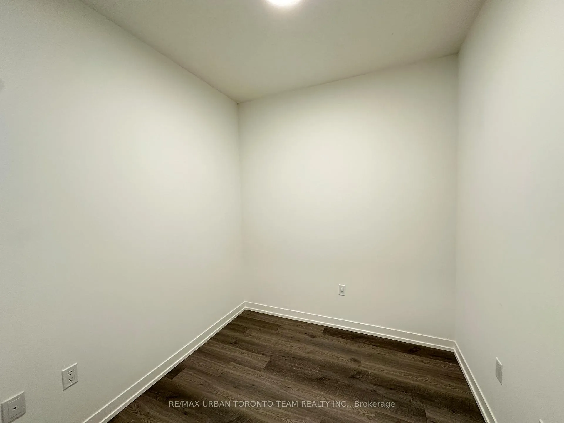 Photo 11 of Unit 4808, 8 Interchange Way, Vaughan, Vaughan Corporate Centre — HOMEH