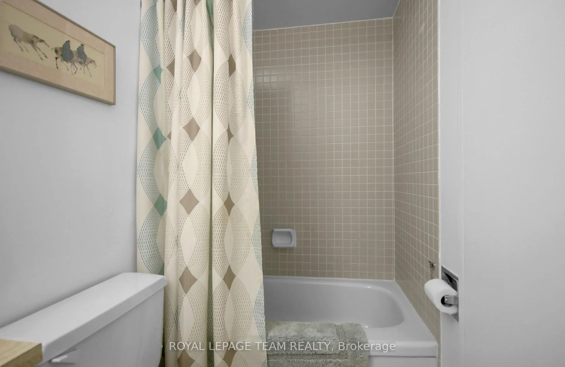 Photo 28 of Unit 708, 20 Chesterton Drive, Ottawa, Borden Farm/Stewart Farm/Carleton Heights/Parkwood Hills — HOMEH