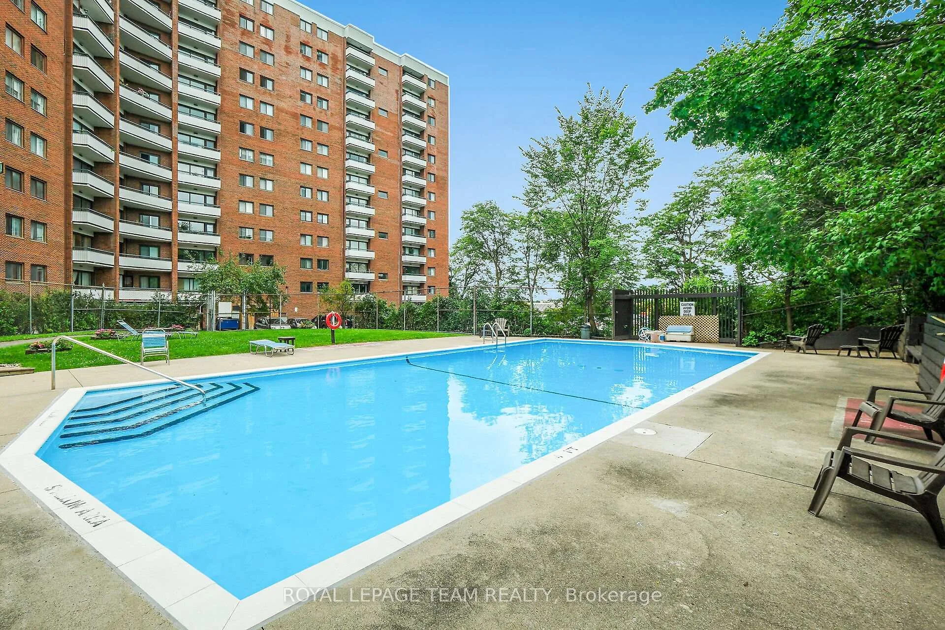 Photo 46 of Unit 708, 20 Chesterton Drive, Ottawa, Borden Farm/Stewart Farm/Carleton Heights/Parkwood Hills — HOMEH